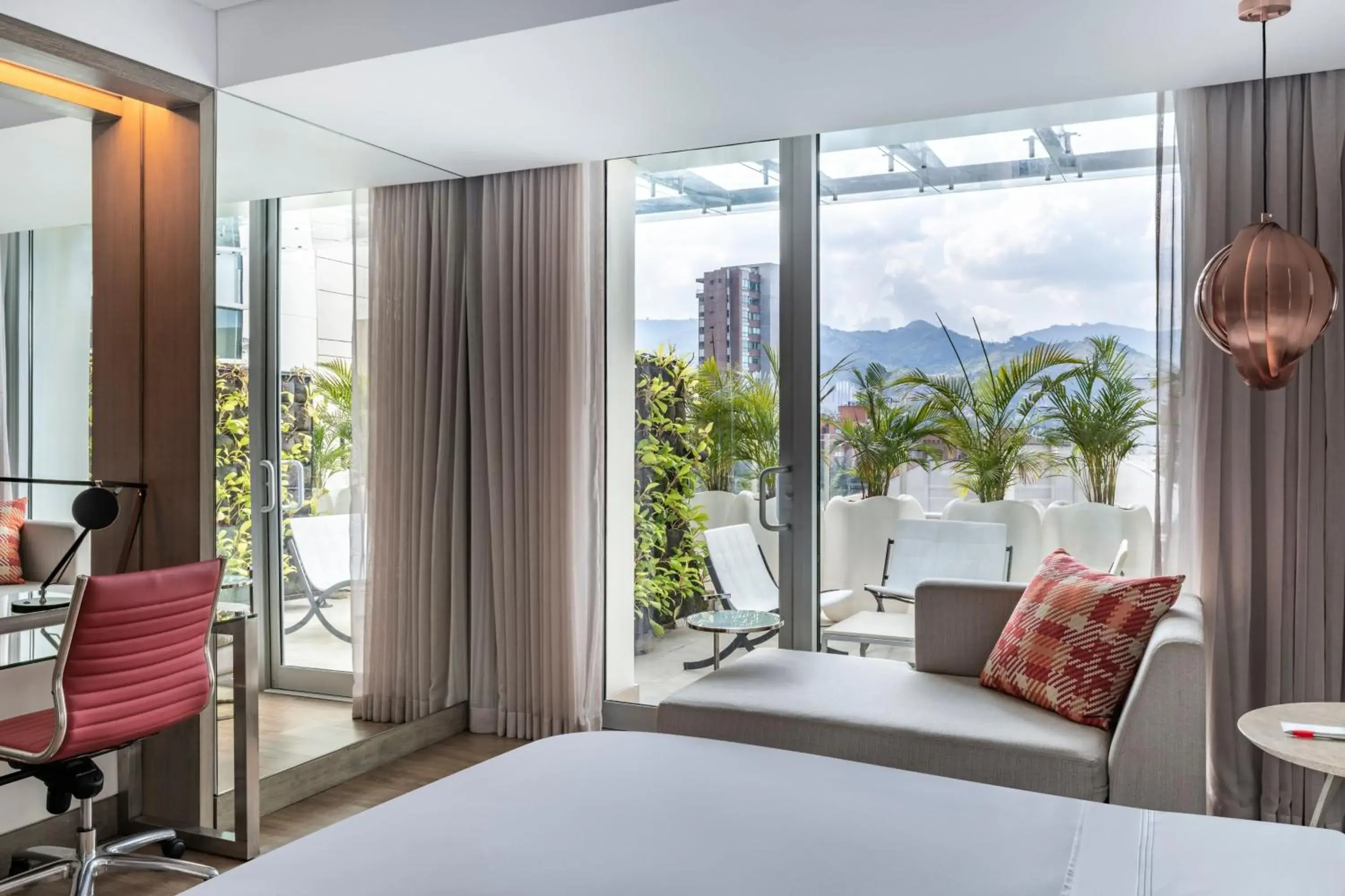 King Room with Terrace - Concierge Lounge Access in Medellin Marriott Hotel King Room with Terrace - Concierge Lounge Access in Medellin Marriott Hotel