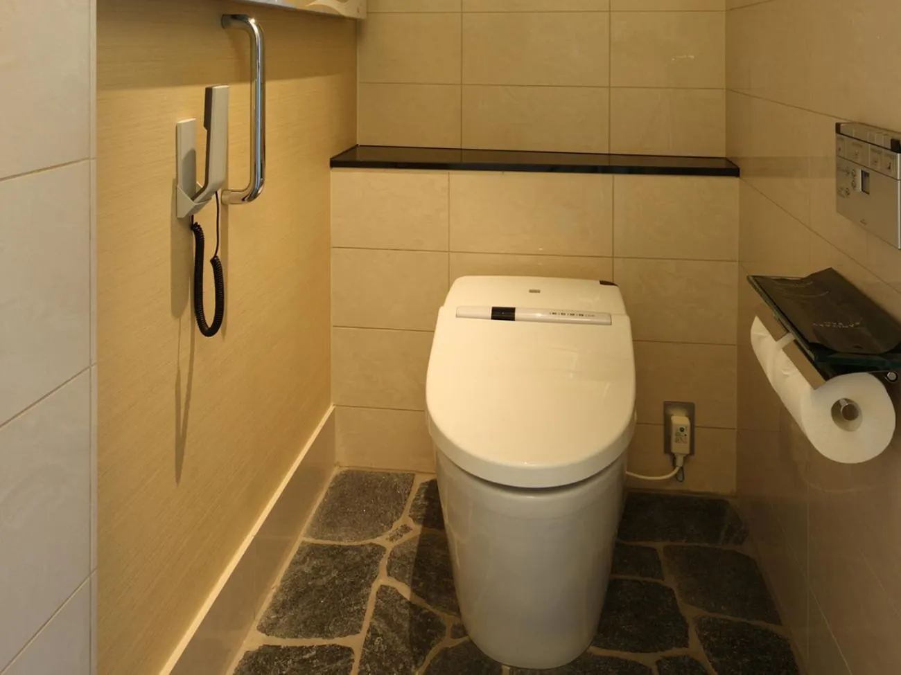 Toilet in Shima Kanko Hotel The Bay Suites