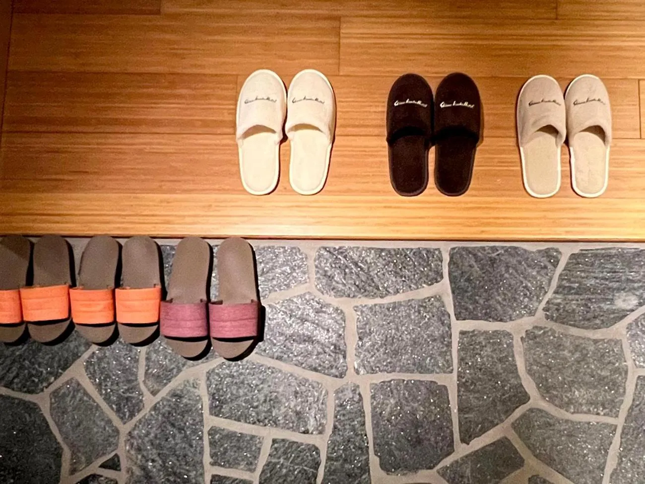 Photo of the whole room in Shima Kanko Hotel The Bay Suites