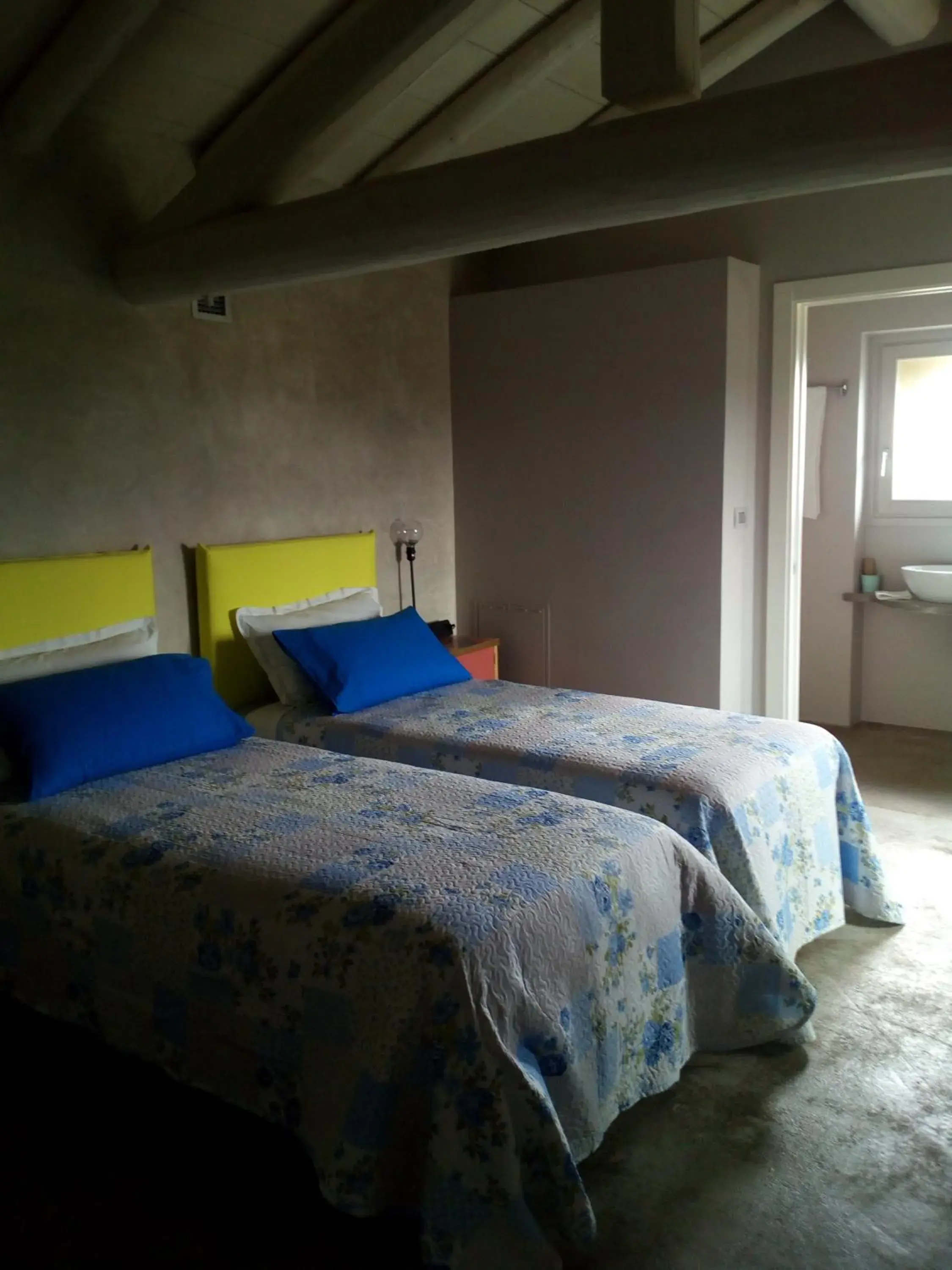 Deluxe Twin Room in Casa Torre Allera Deluxe Twin Room in Casa Torre Allera