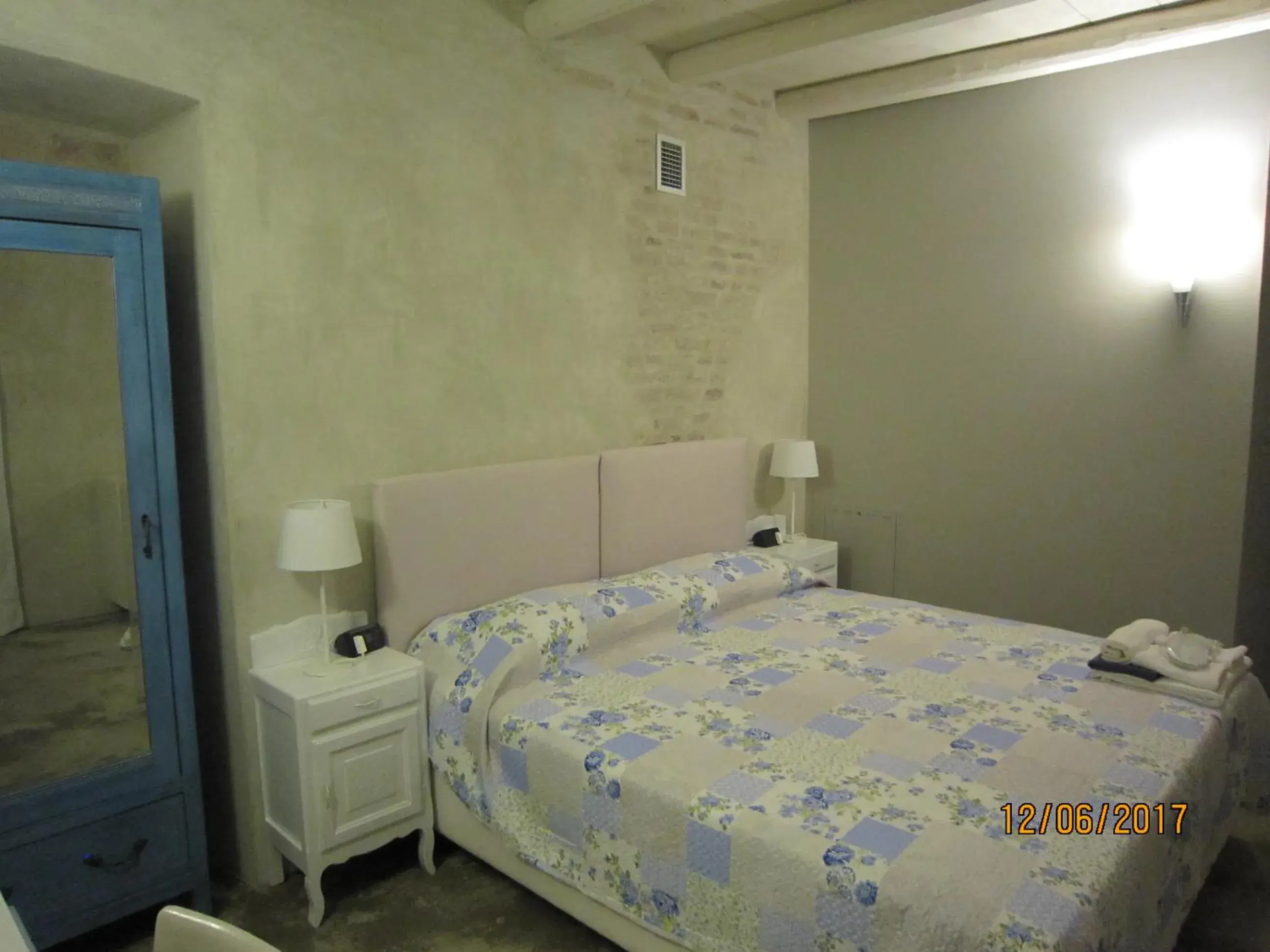 Deluxe Twin Room in Casa Torre Allera Deluxe Twin Room in Casa Torre Allera