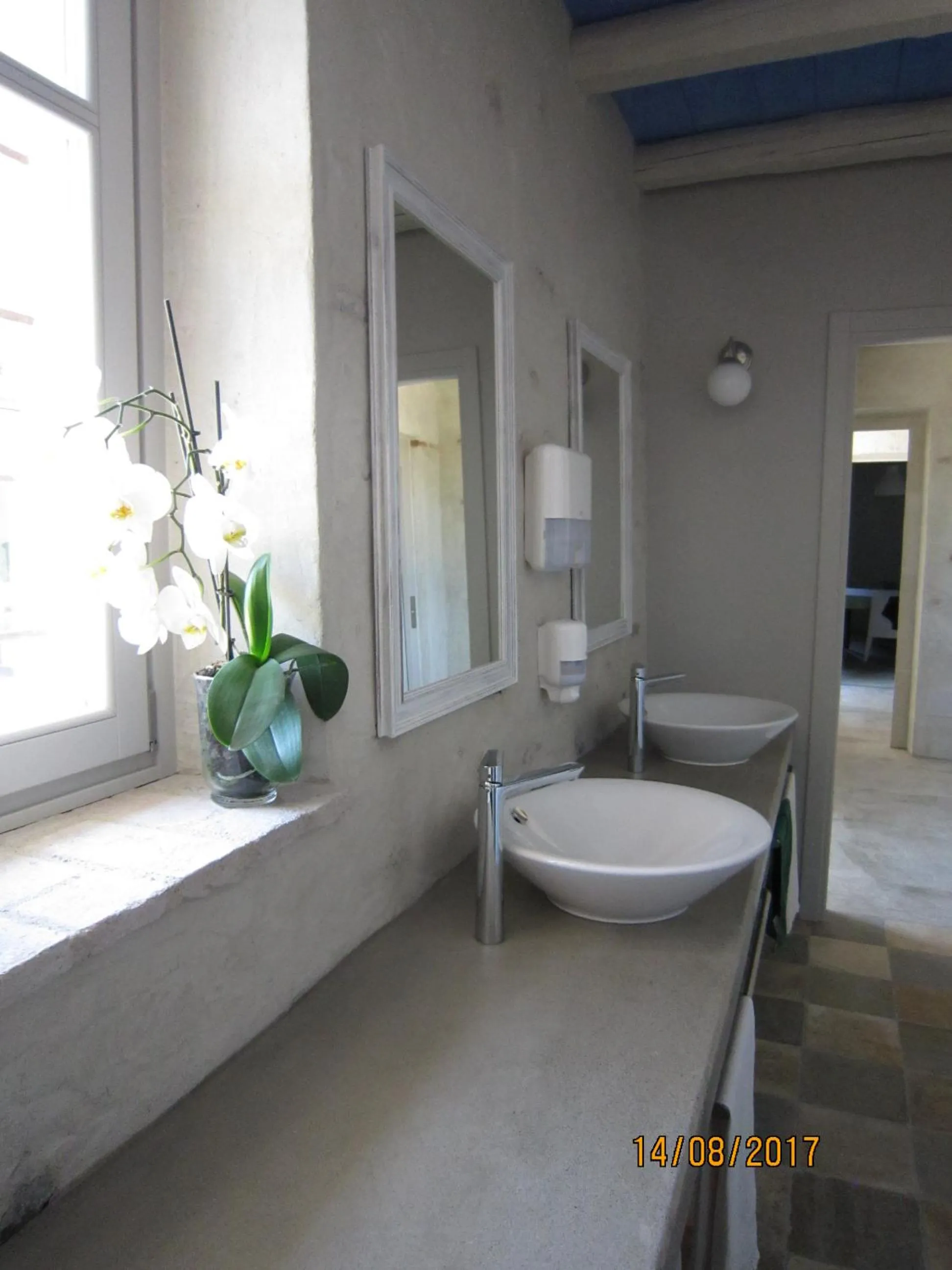 Bathroom in Casa Torre Allera