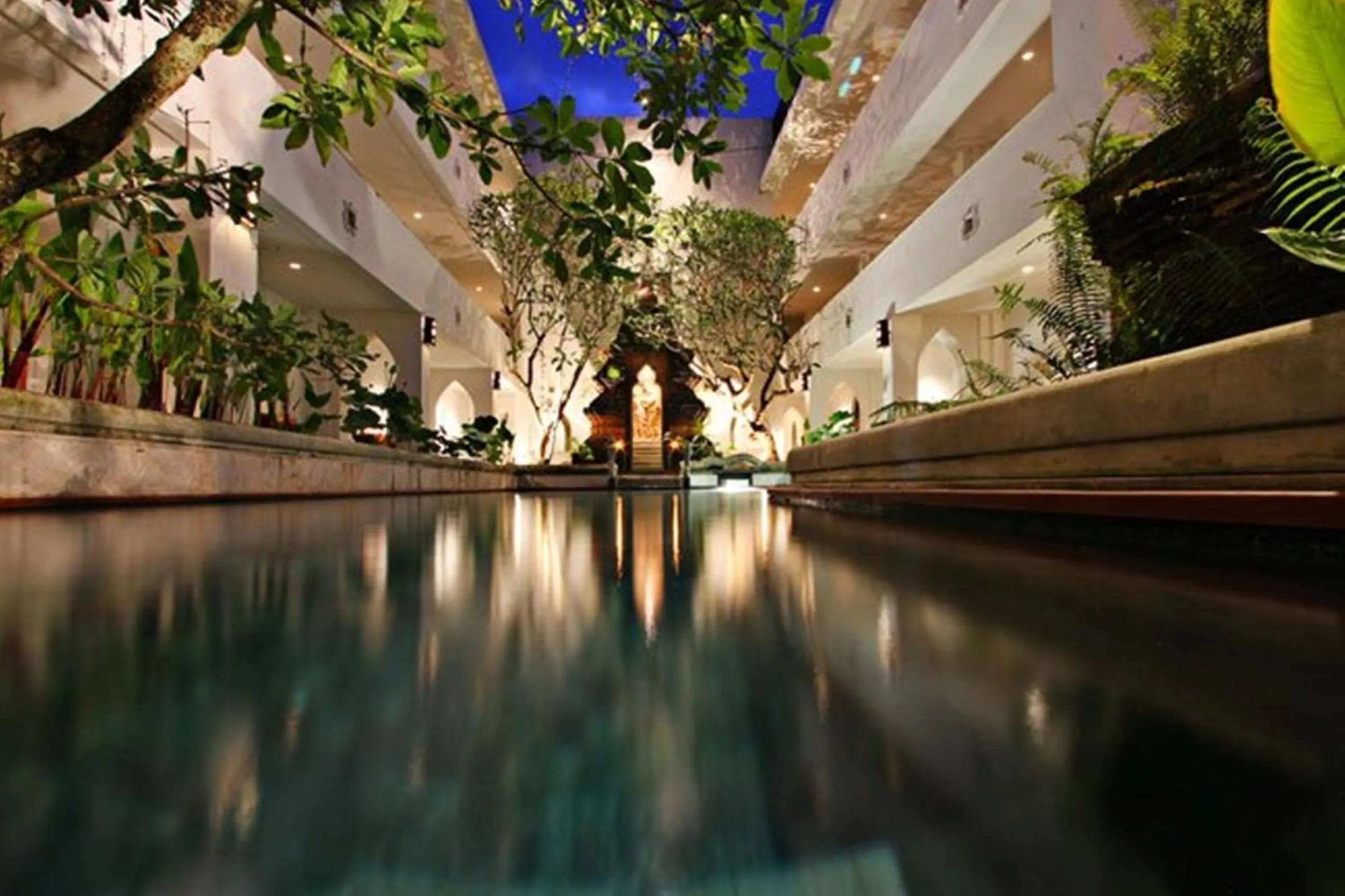 Swimming pool in Gudi Boutique Hotel