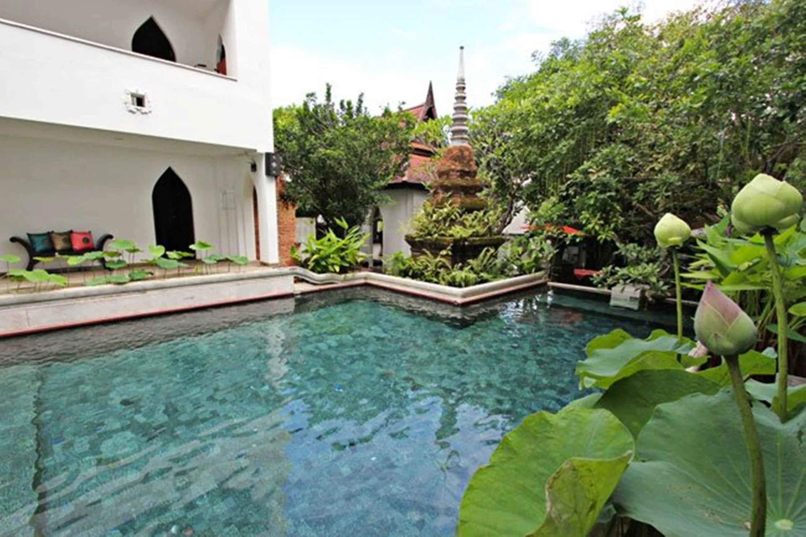 Swimming pool in Gudi Boutique Hotel