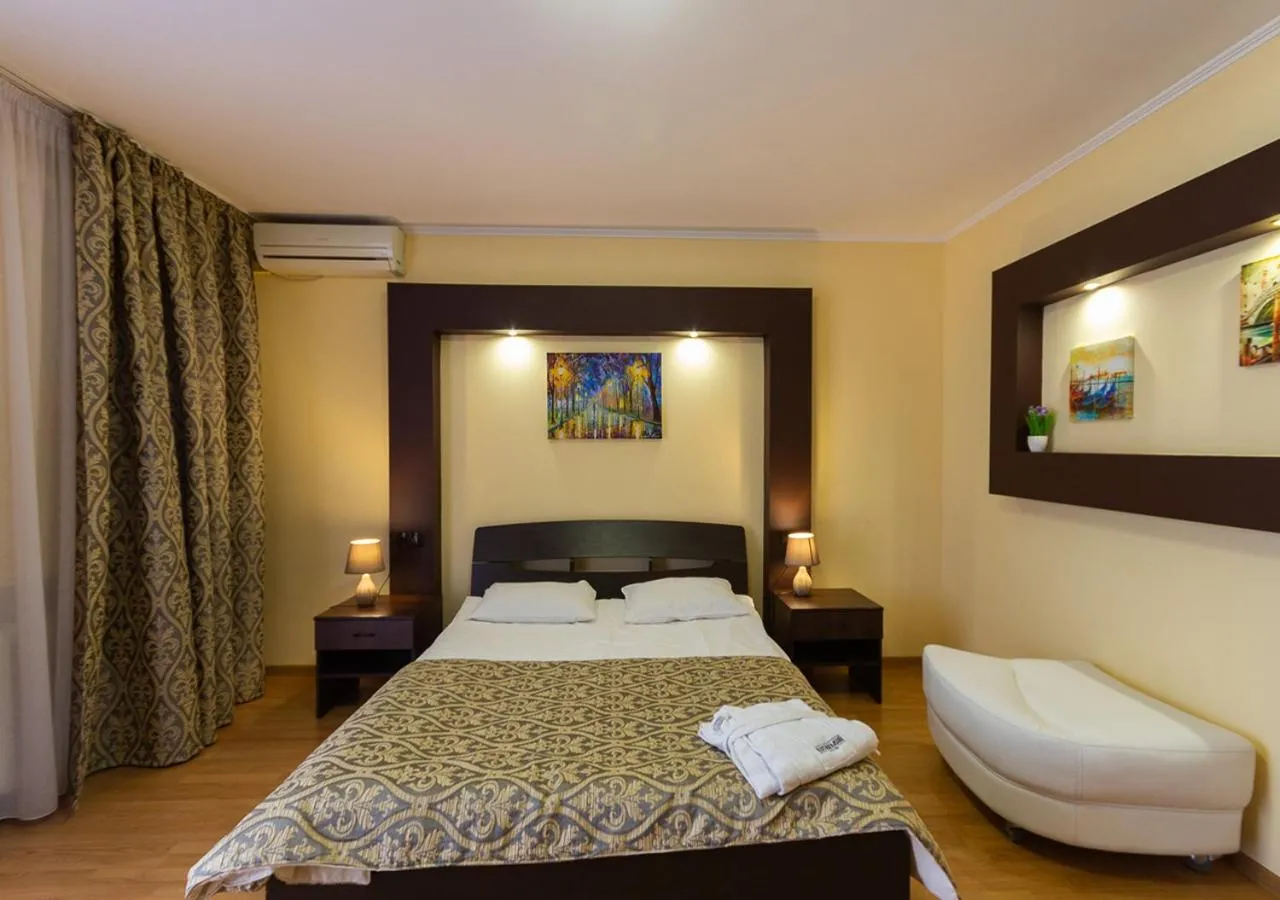 Kozatskiy Hotel