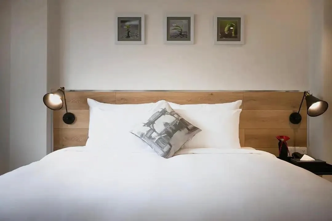 Bed in C Central Hotel- Đề Thám Bùi Viện Walking Street