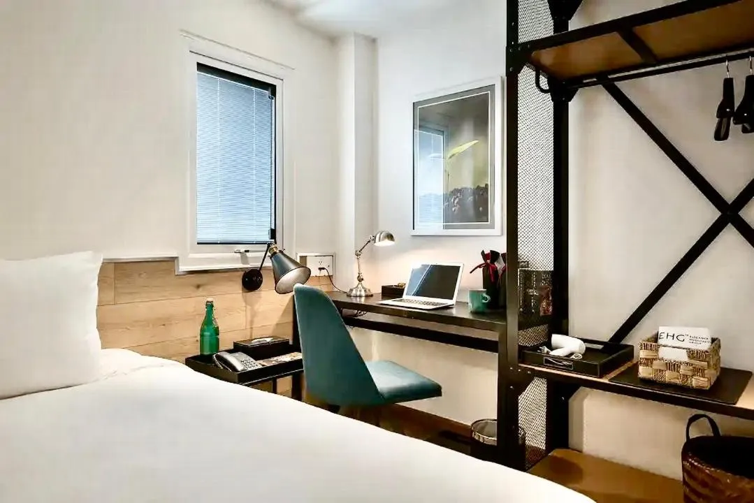 Bed in C Central Hotel- Đề Thám Bùi Viện Walking Street