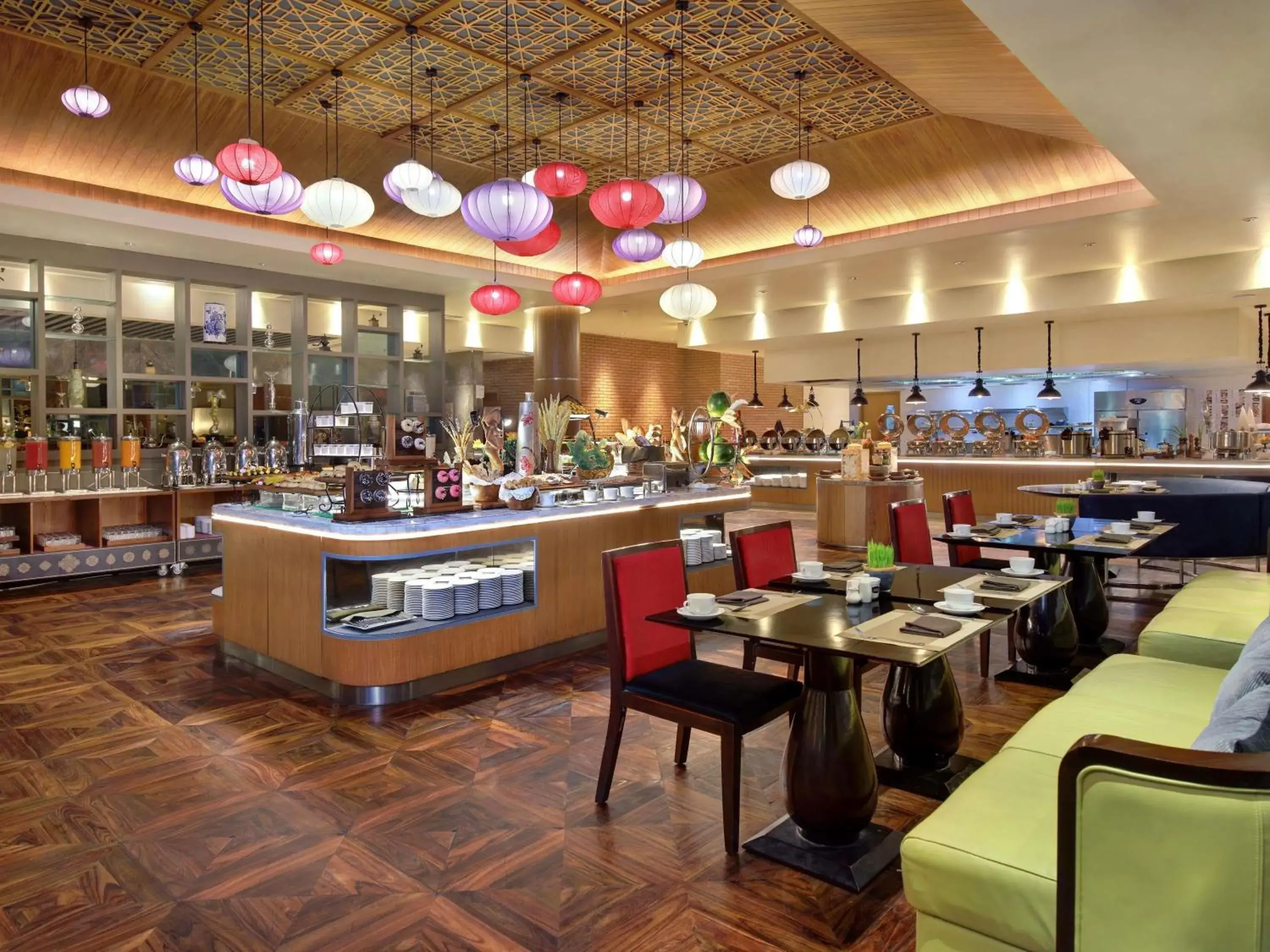 Restaurant/places to eat in Grand Mercure Medan Angkasa Restaurant/places to eat in Grand Mercure Medan Angkasa
