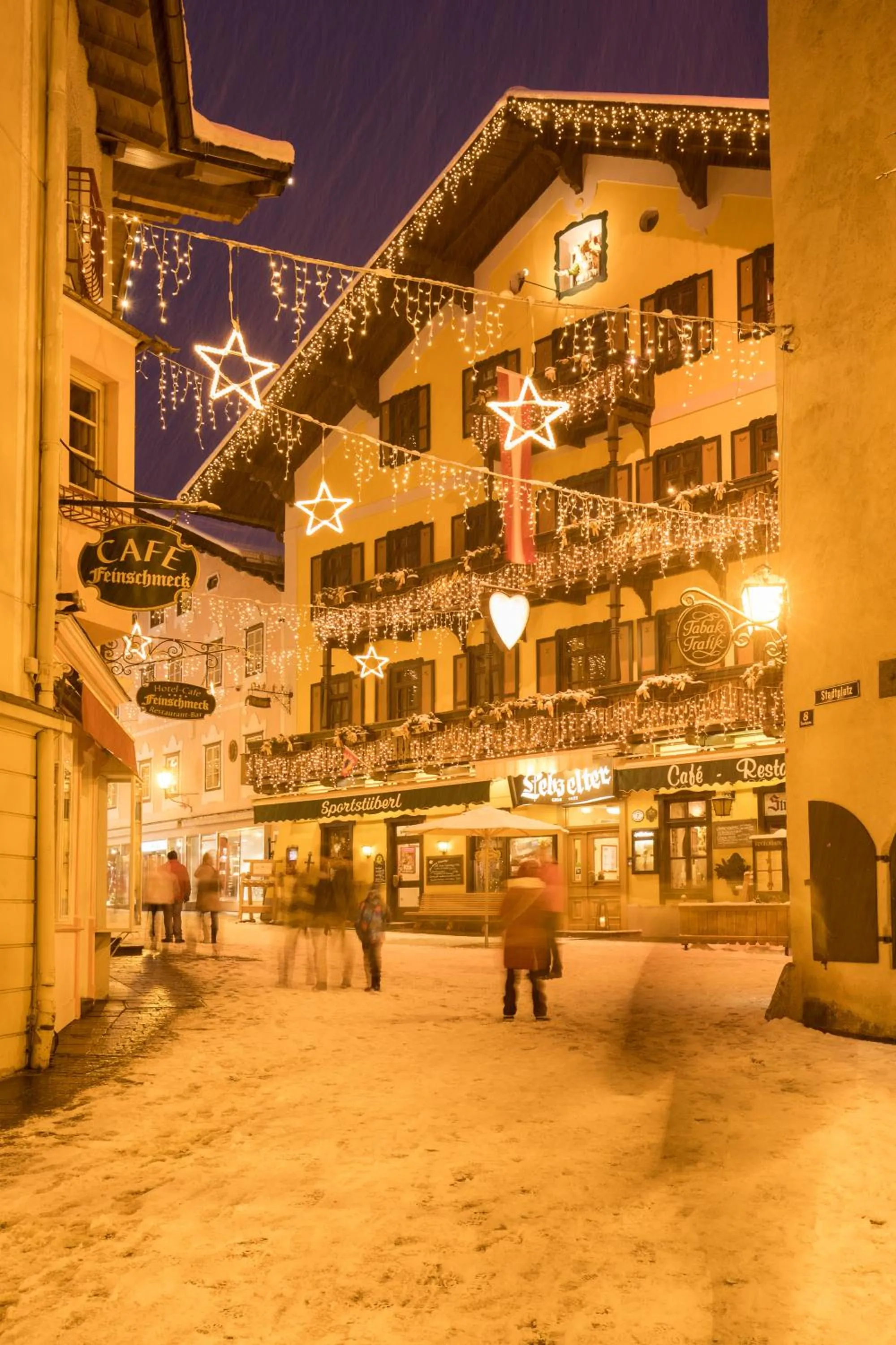 Property building in Hotel Lebzelter