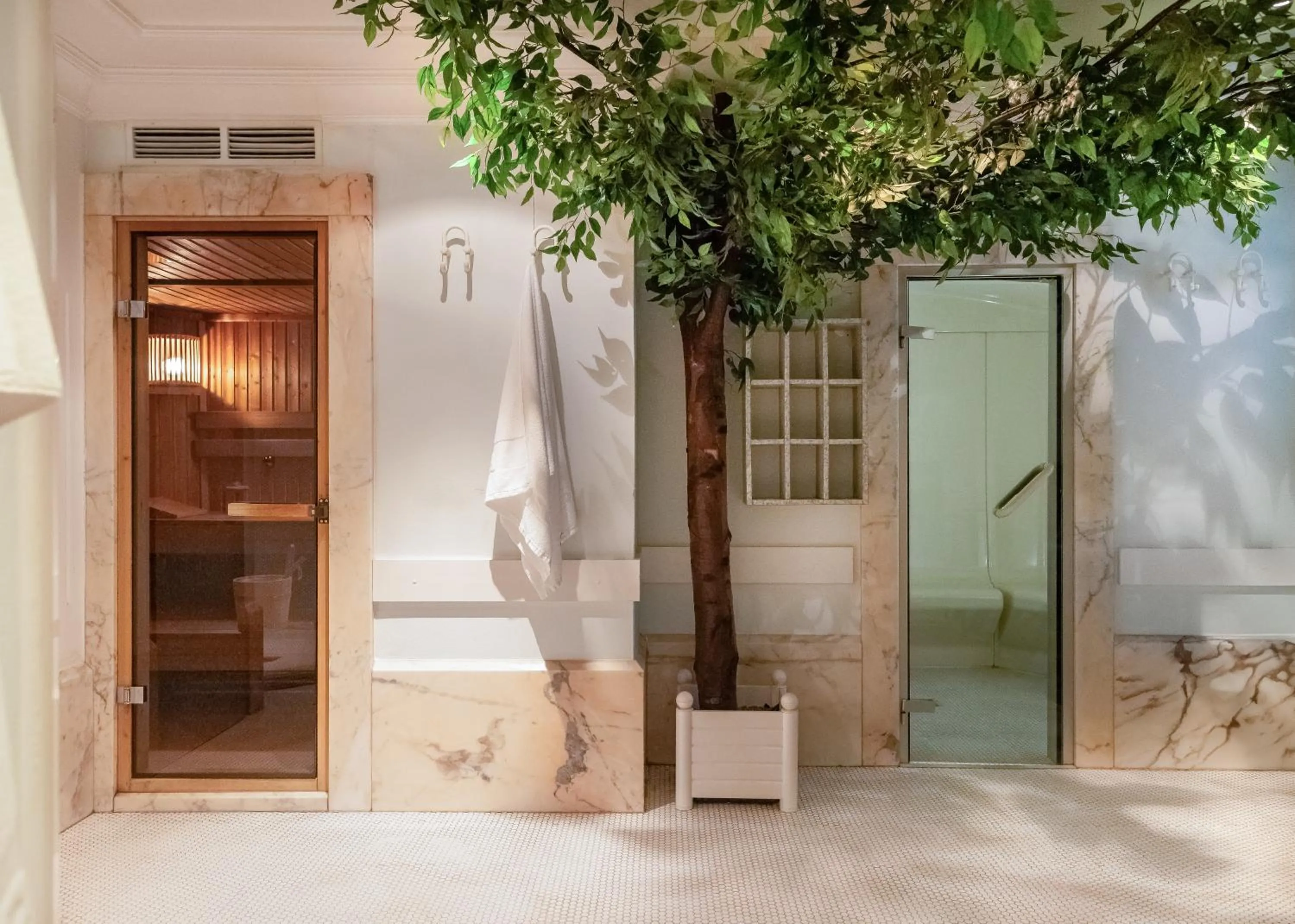 Sauna in Hotel Lebzelter