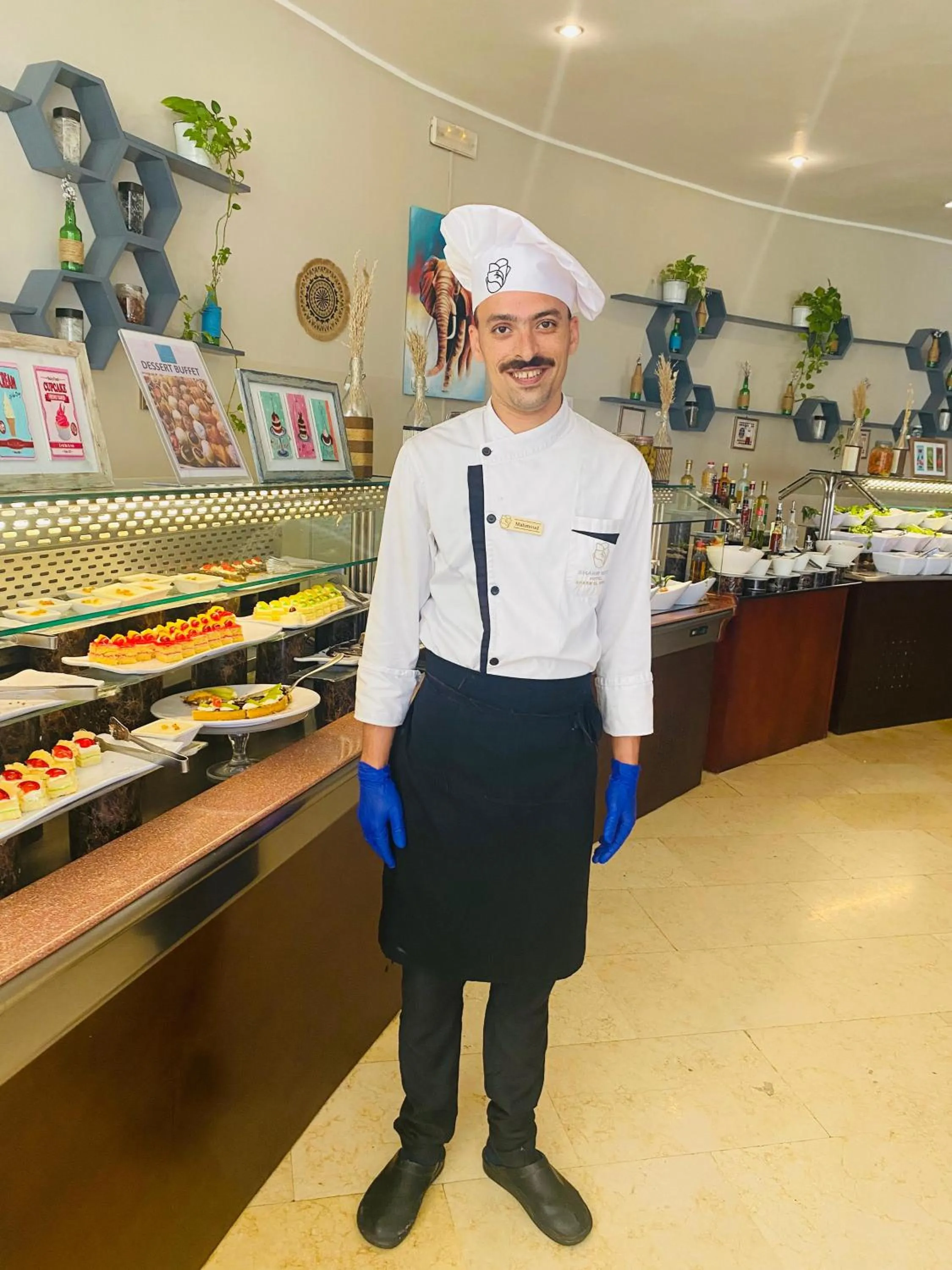 Restaurant/places to eat in Sharm Reef Hotel