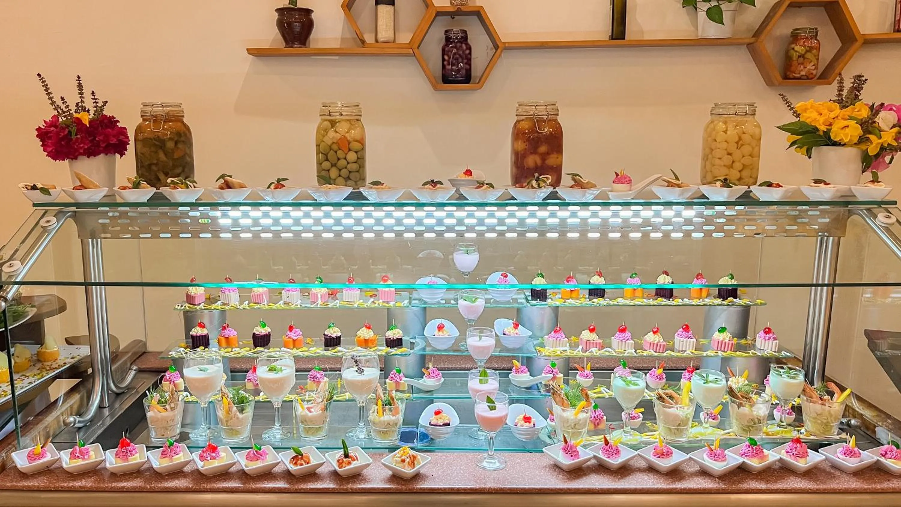 Food and drinks in Sharm Reef Hotel