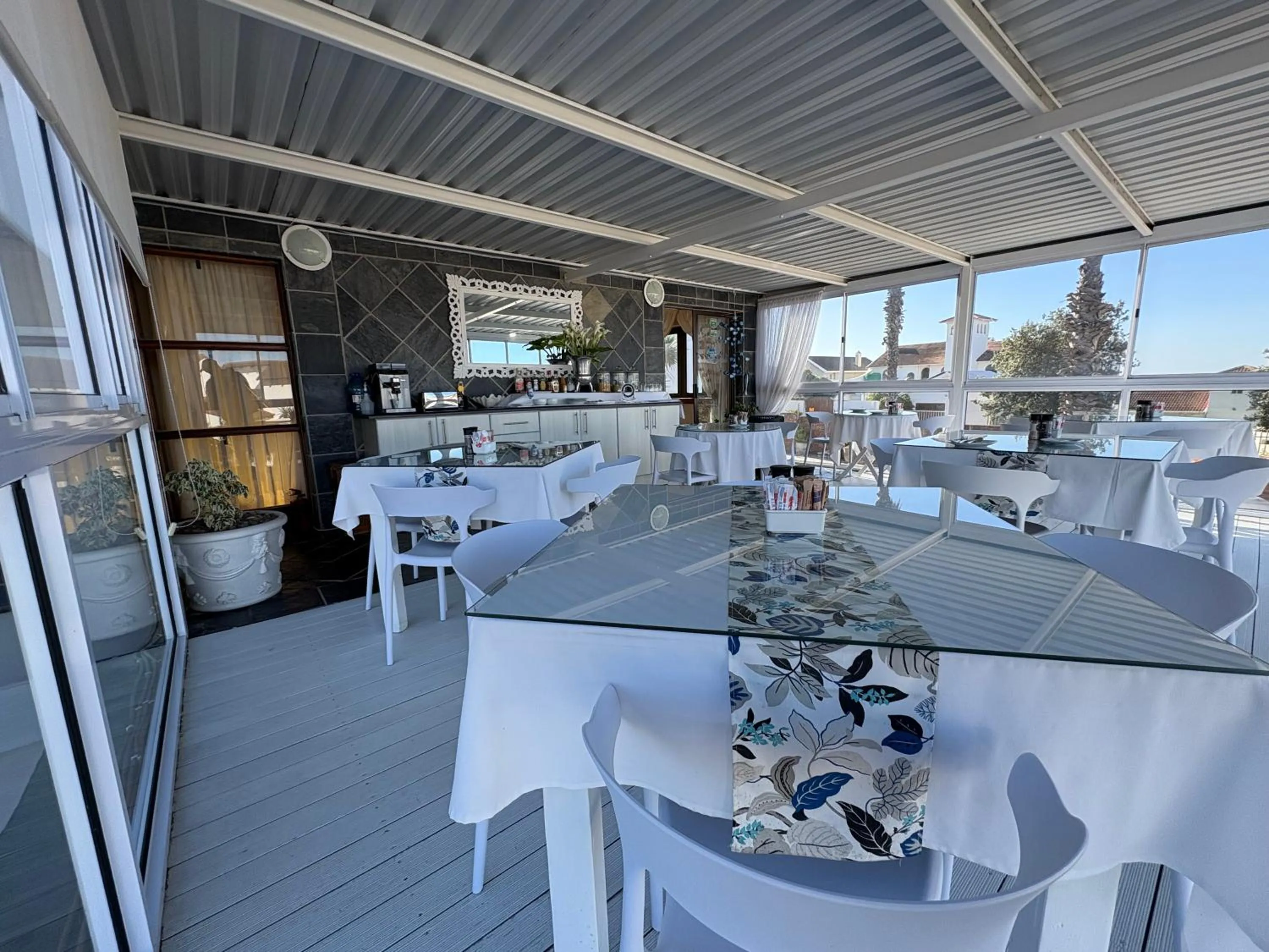 Breakfast in Le Blue Guesthouse