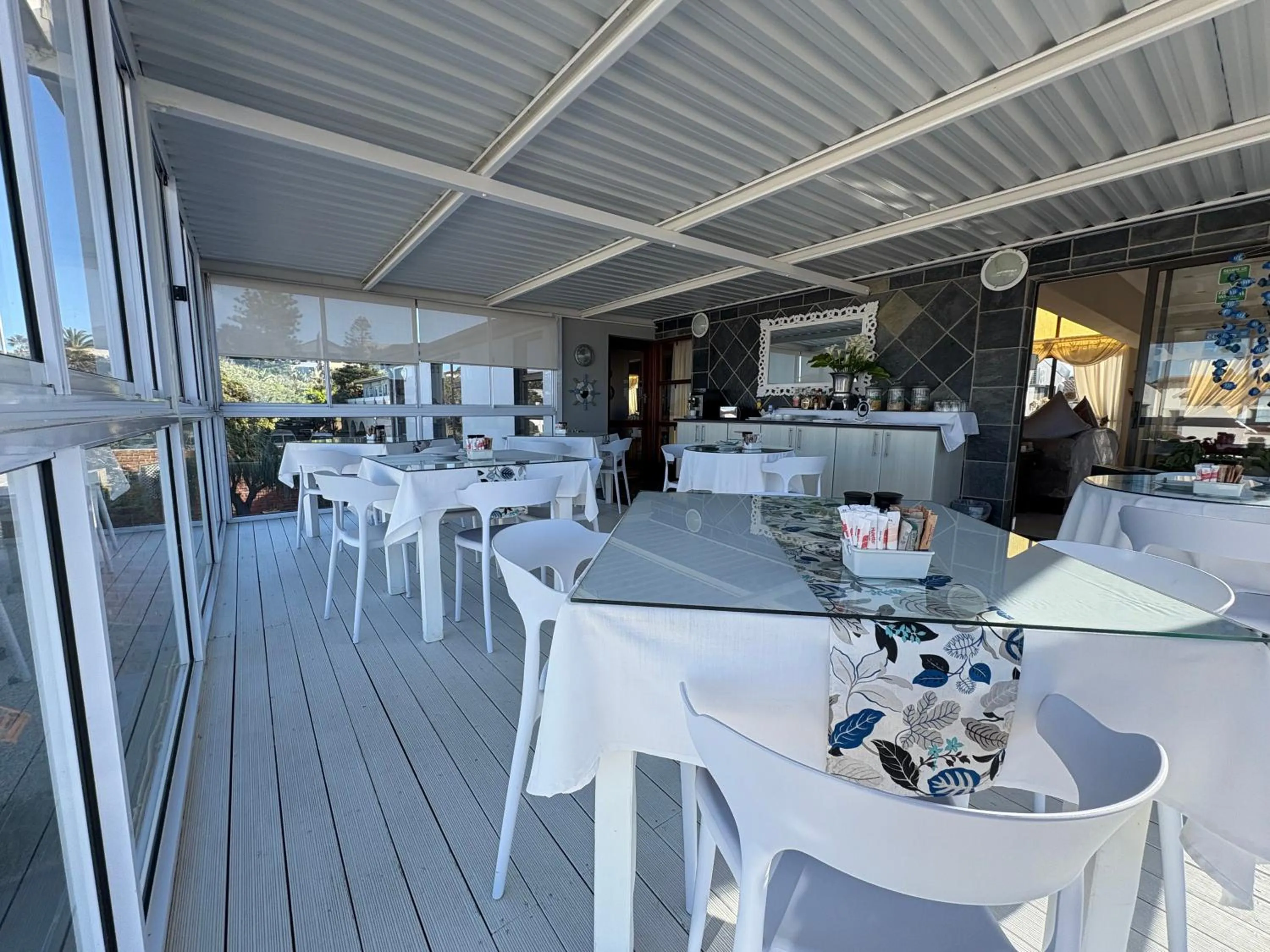 Breakfast in Le Blue Guesthouse