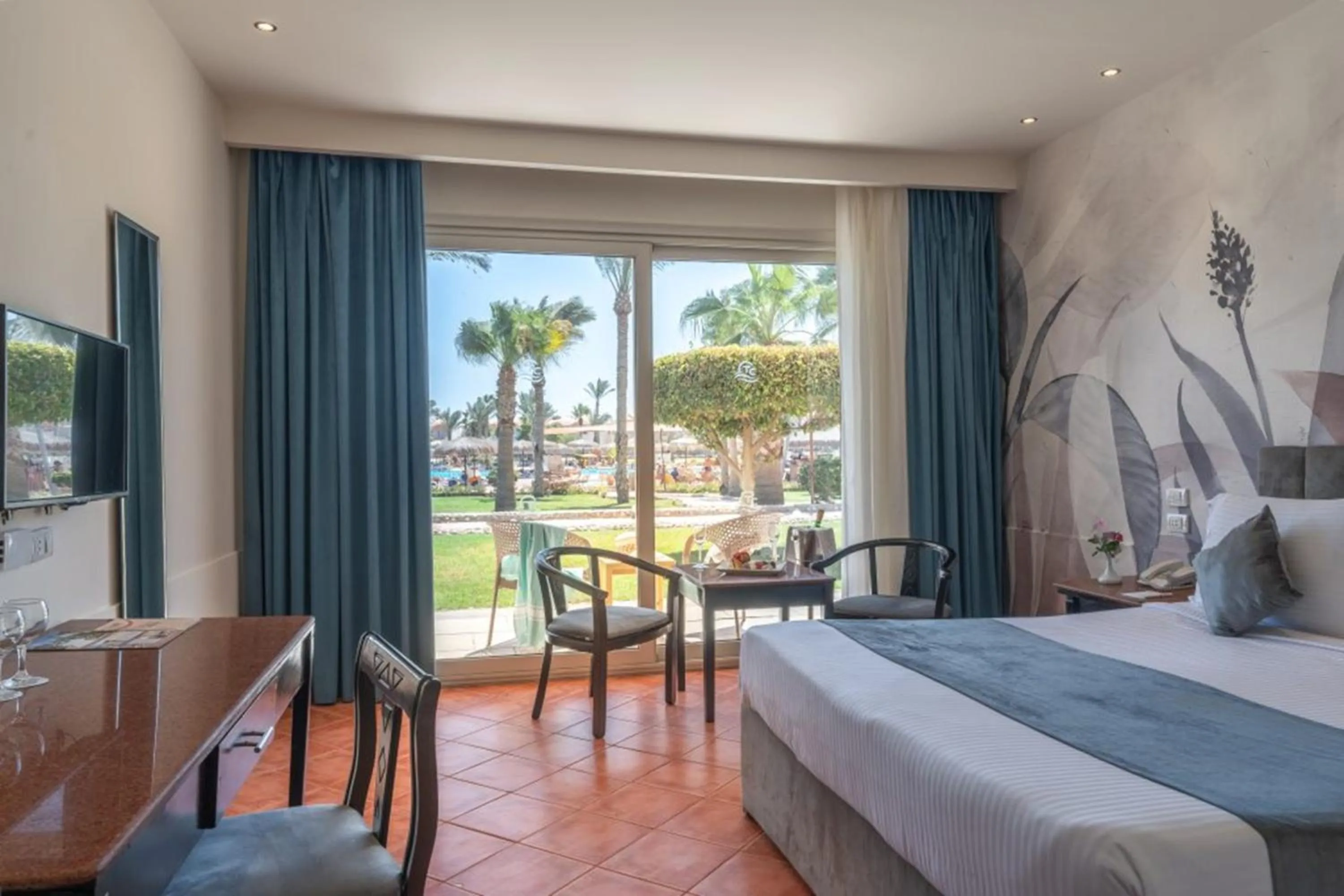 Bedroom, Bed in Three Corners Sea Beach Resort