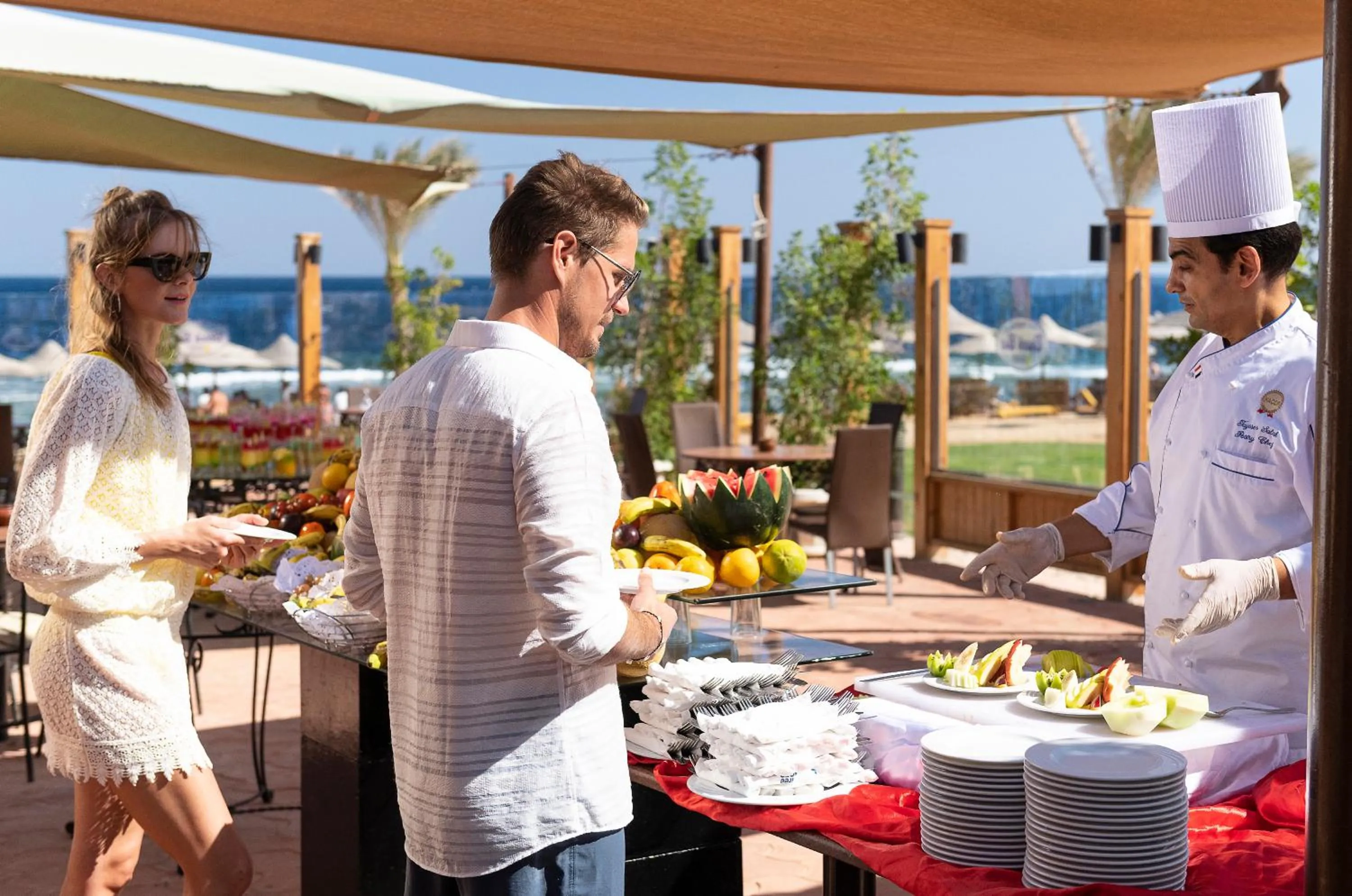 Restaurant/places to eat in Three Corners Sea Beach Resort