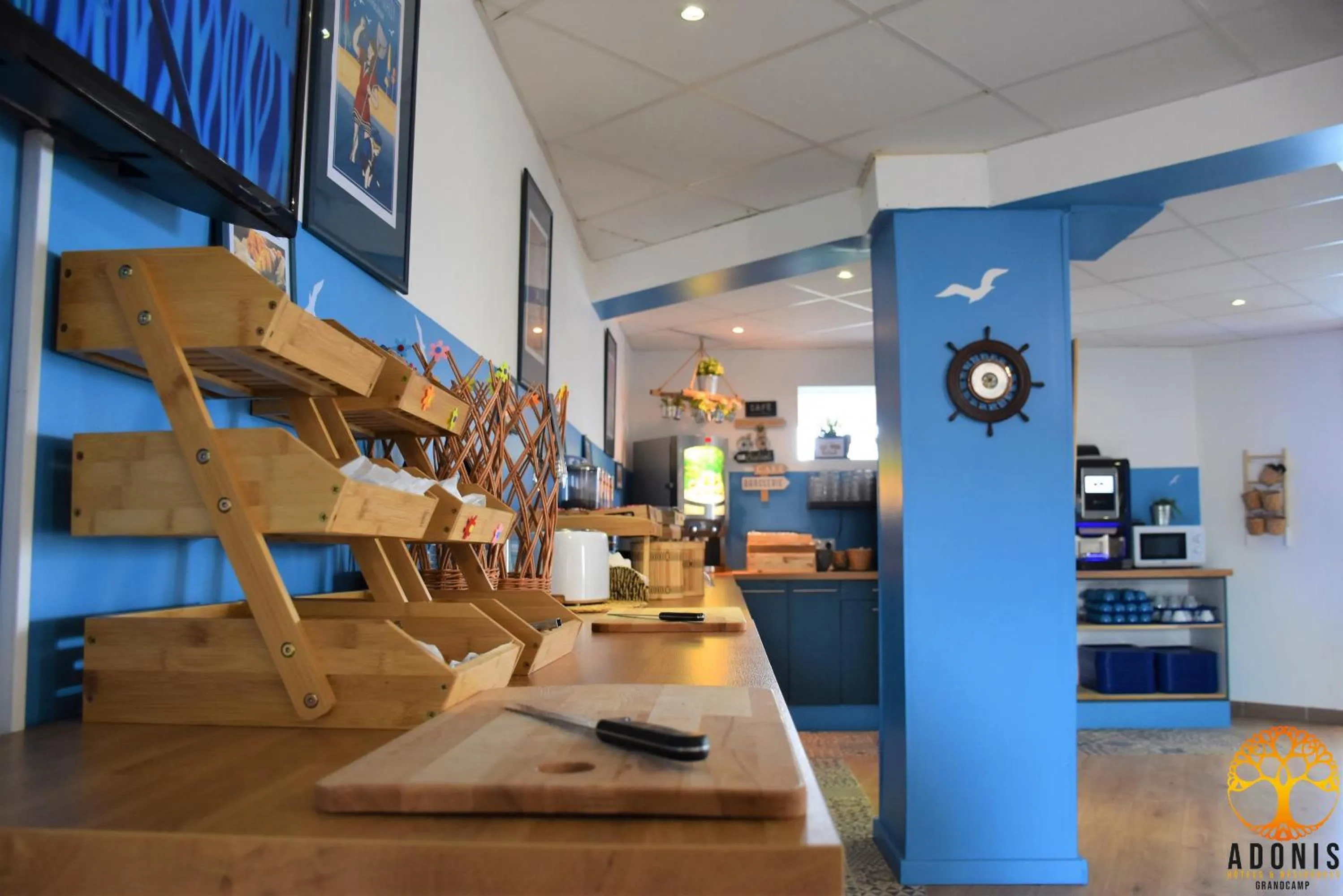 Breakfast in Adonis Grandcamp - Résidence Les Isles De Sola