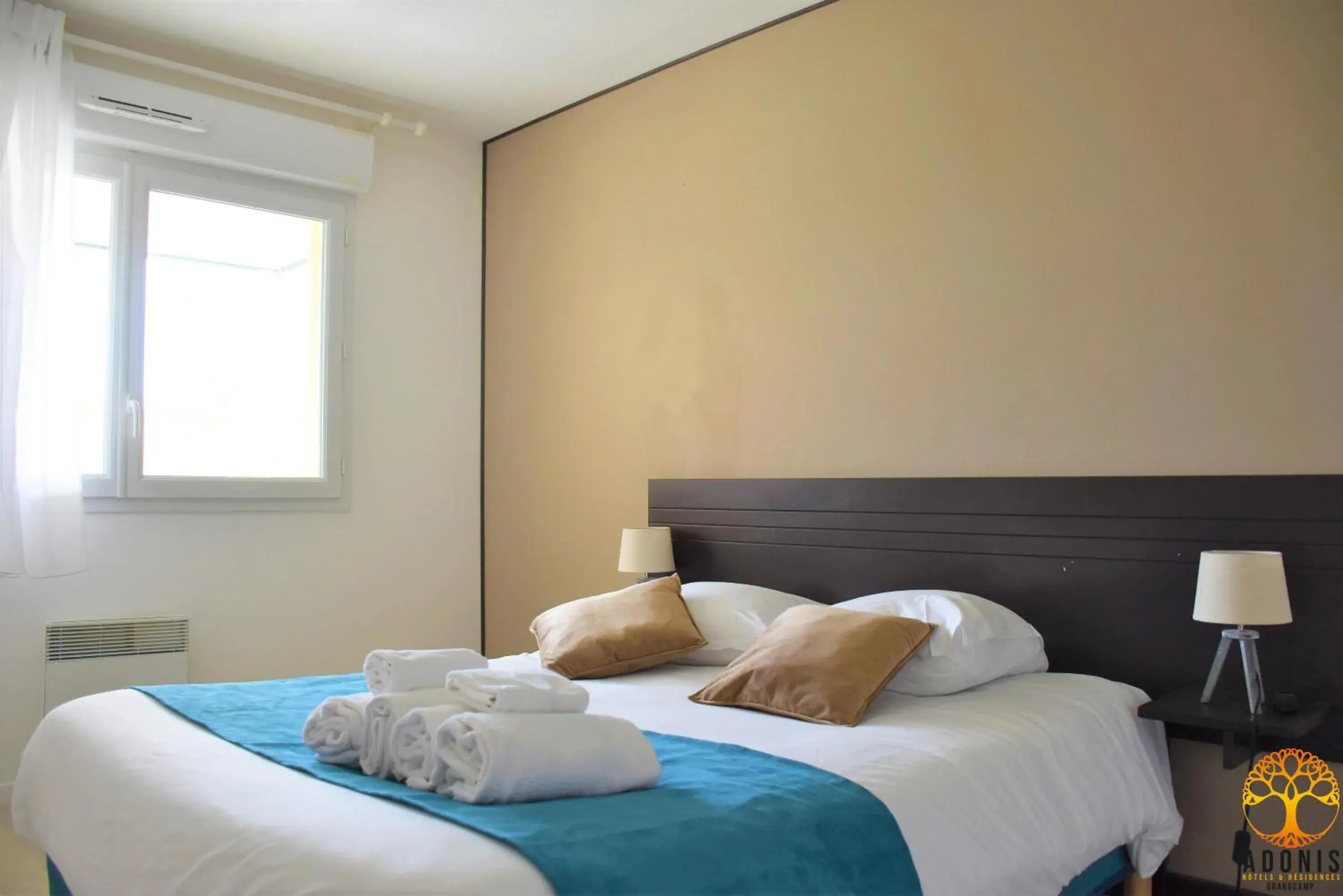 Bedroom, Bed in Adonis Grandcamp - Résidence Les Isles De Sola Bedroom, Bed in Adonis Grandcamp - Résidence Les Isles De Sola