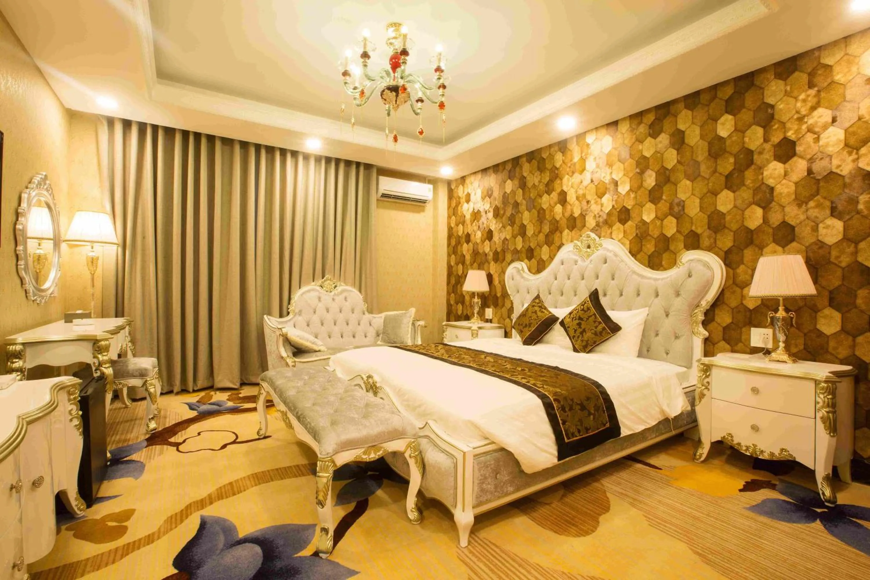 Bed in Anh Nguyet Hotel