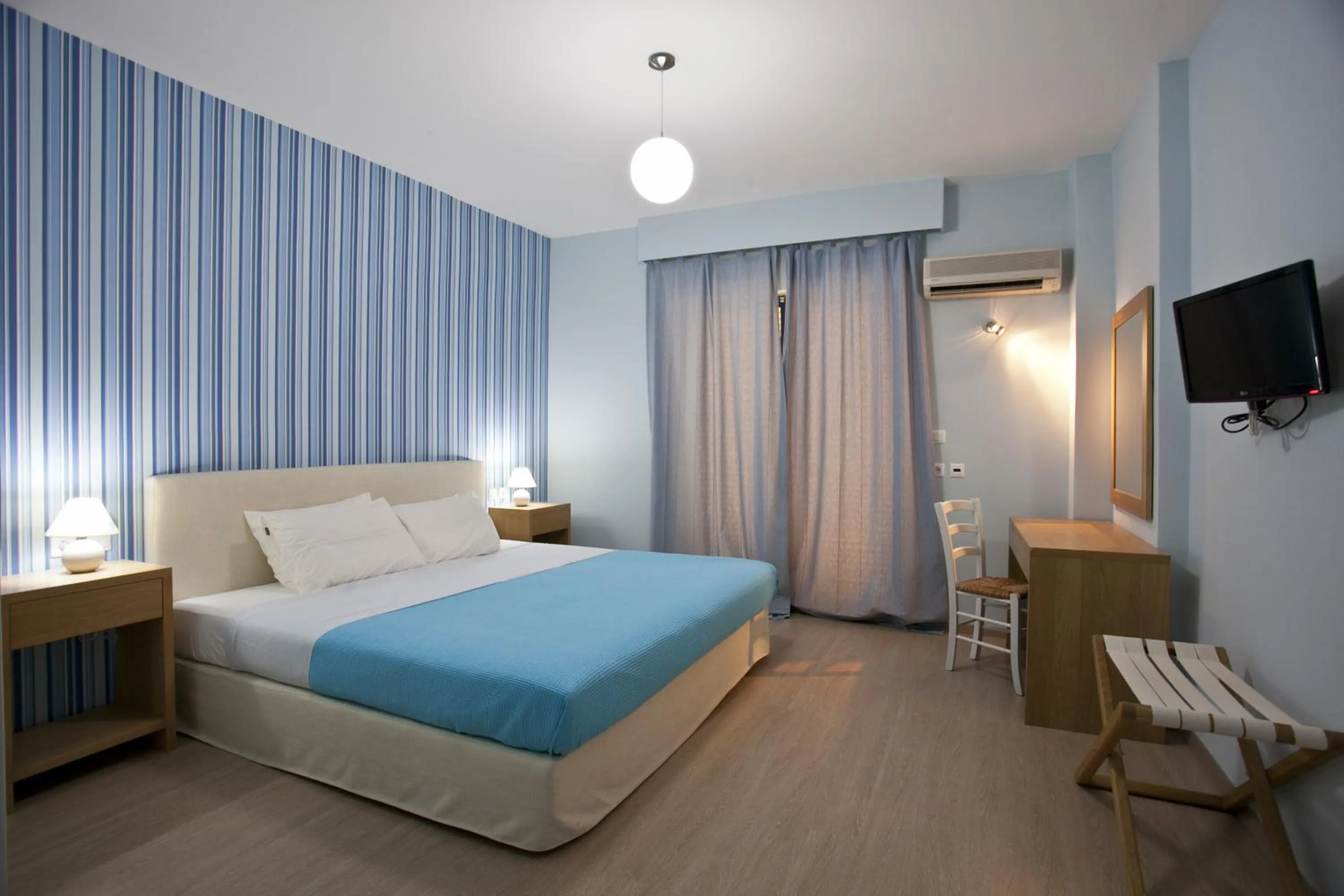 Valente Perlia Rooms