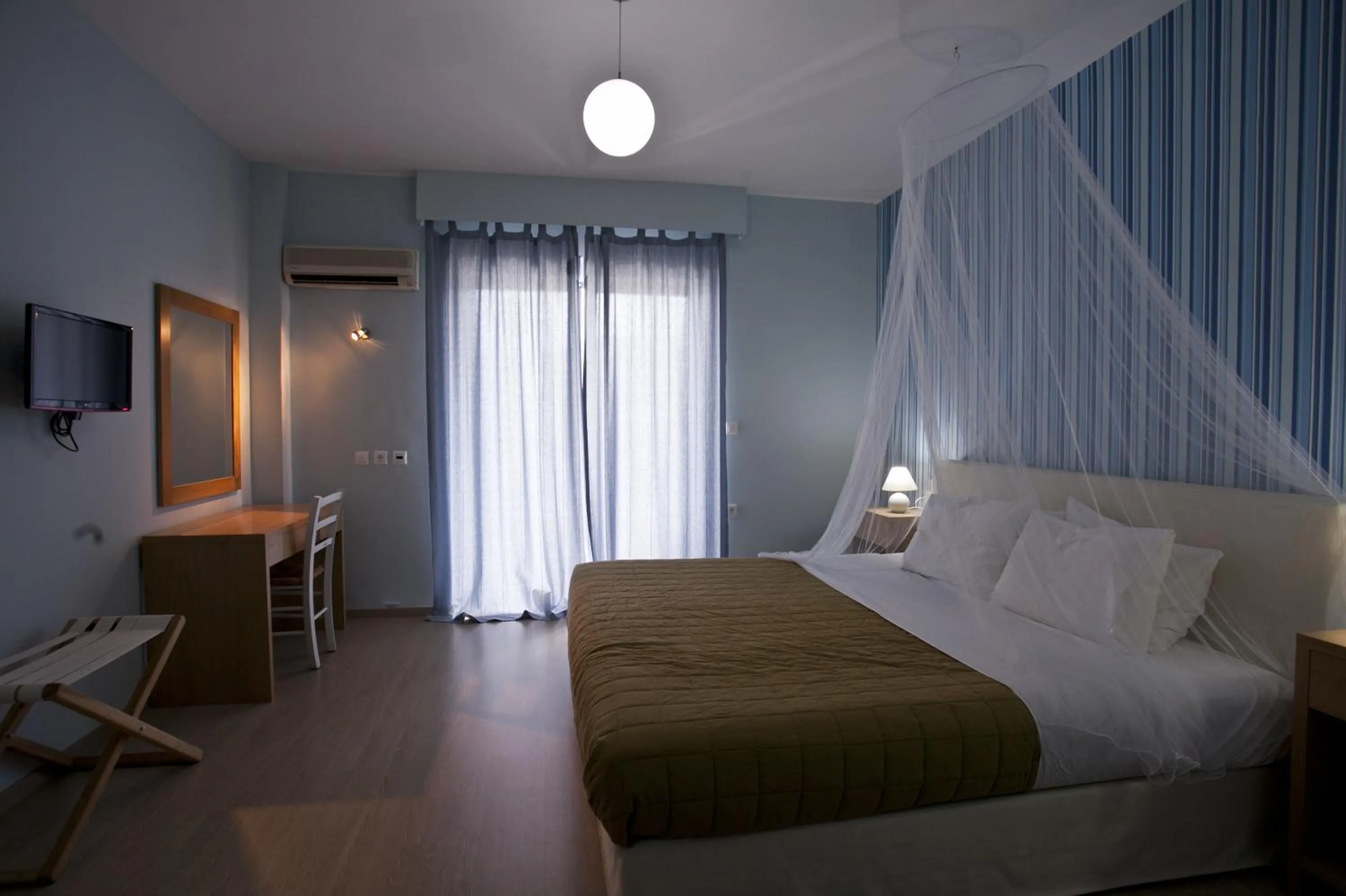 Valente Perlia Rooms