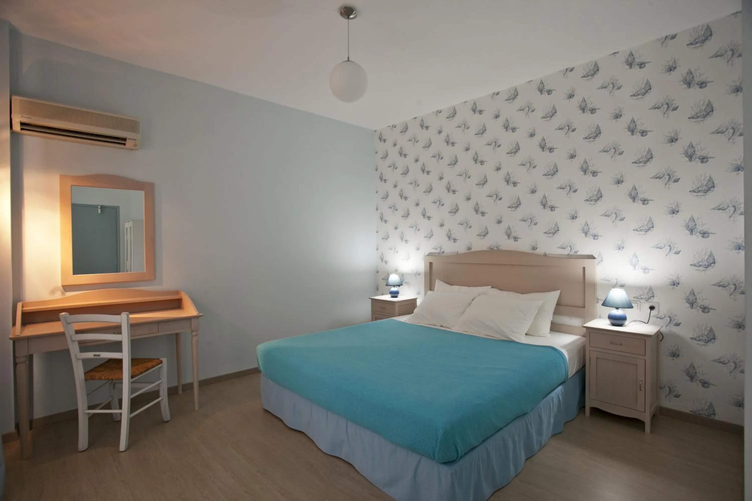 Valente Perlia Rooms