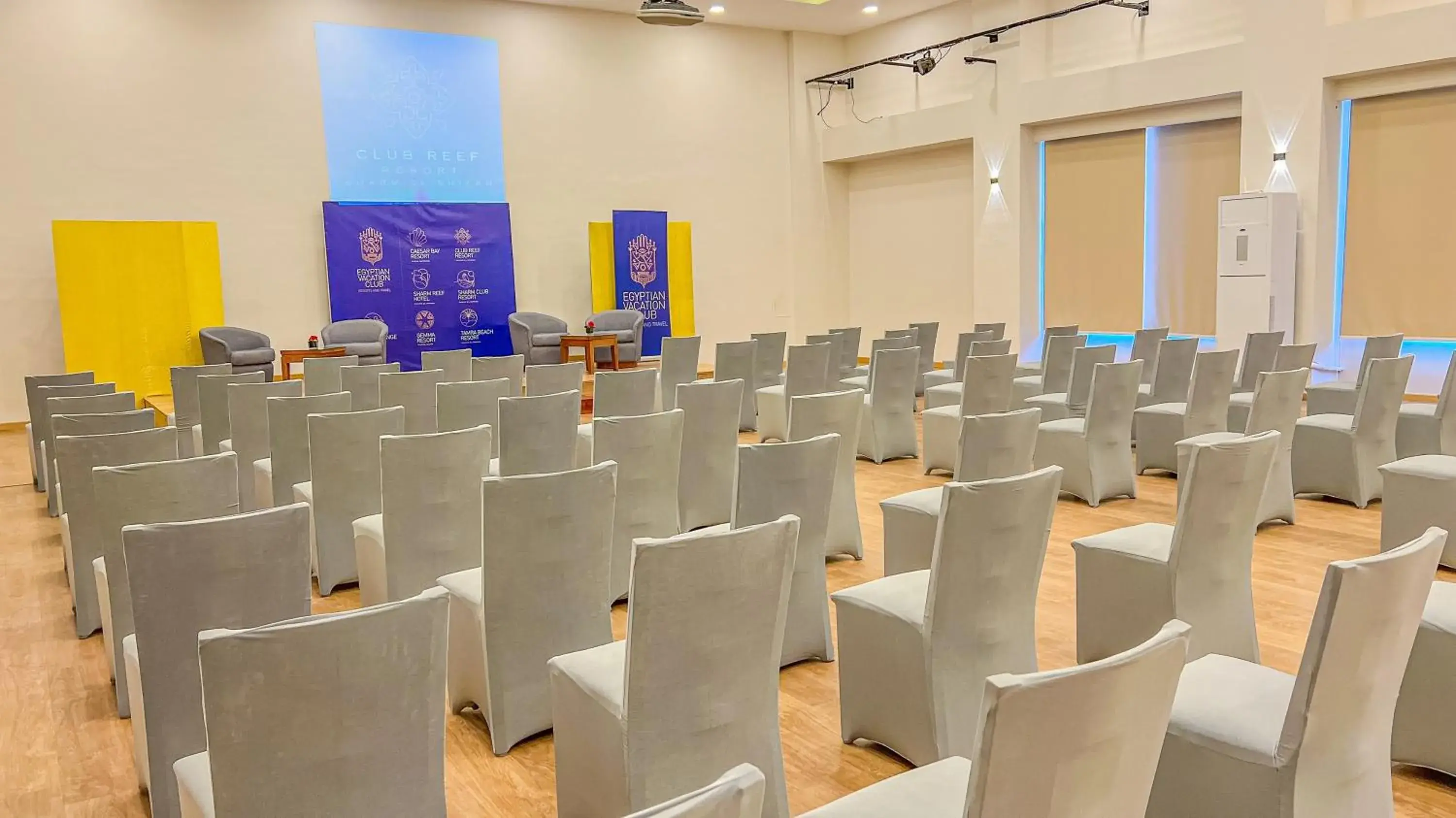 Meeting/conference room in Club Reef Resort