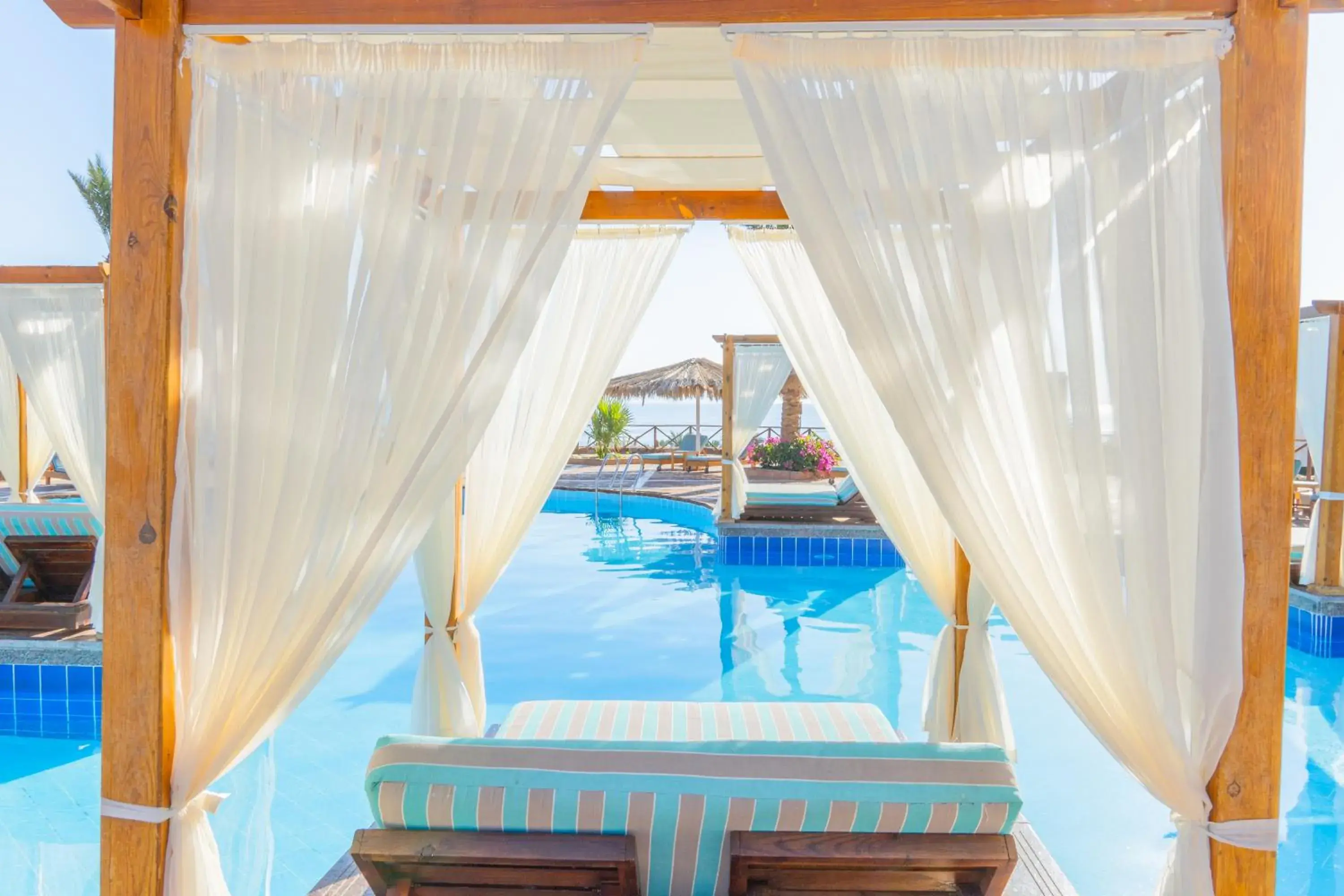 Swimming Pool in Club Reef Resort