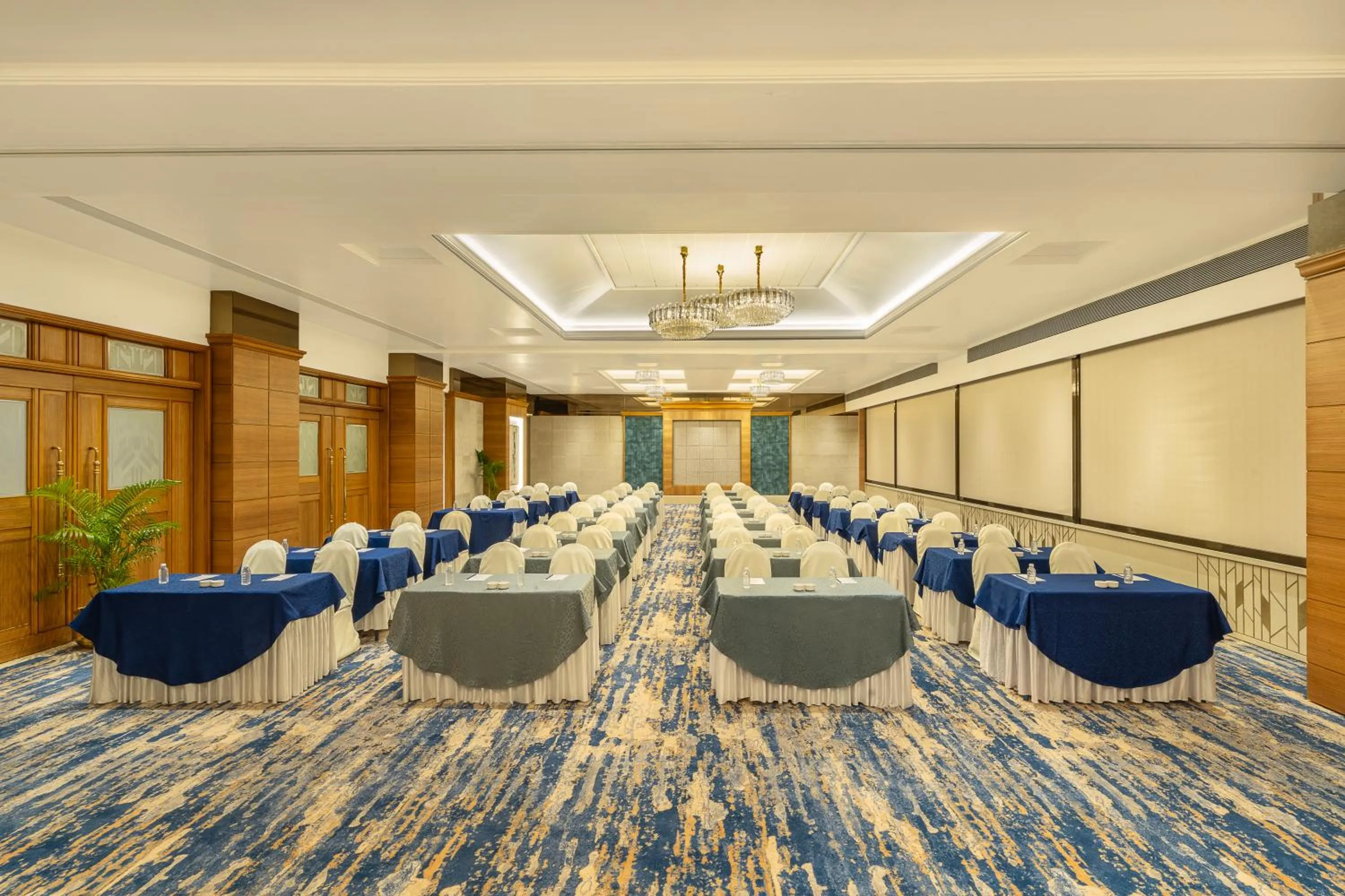 Hotel Kohinoor Continental, Airport - Newly Renovated