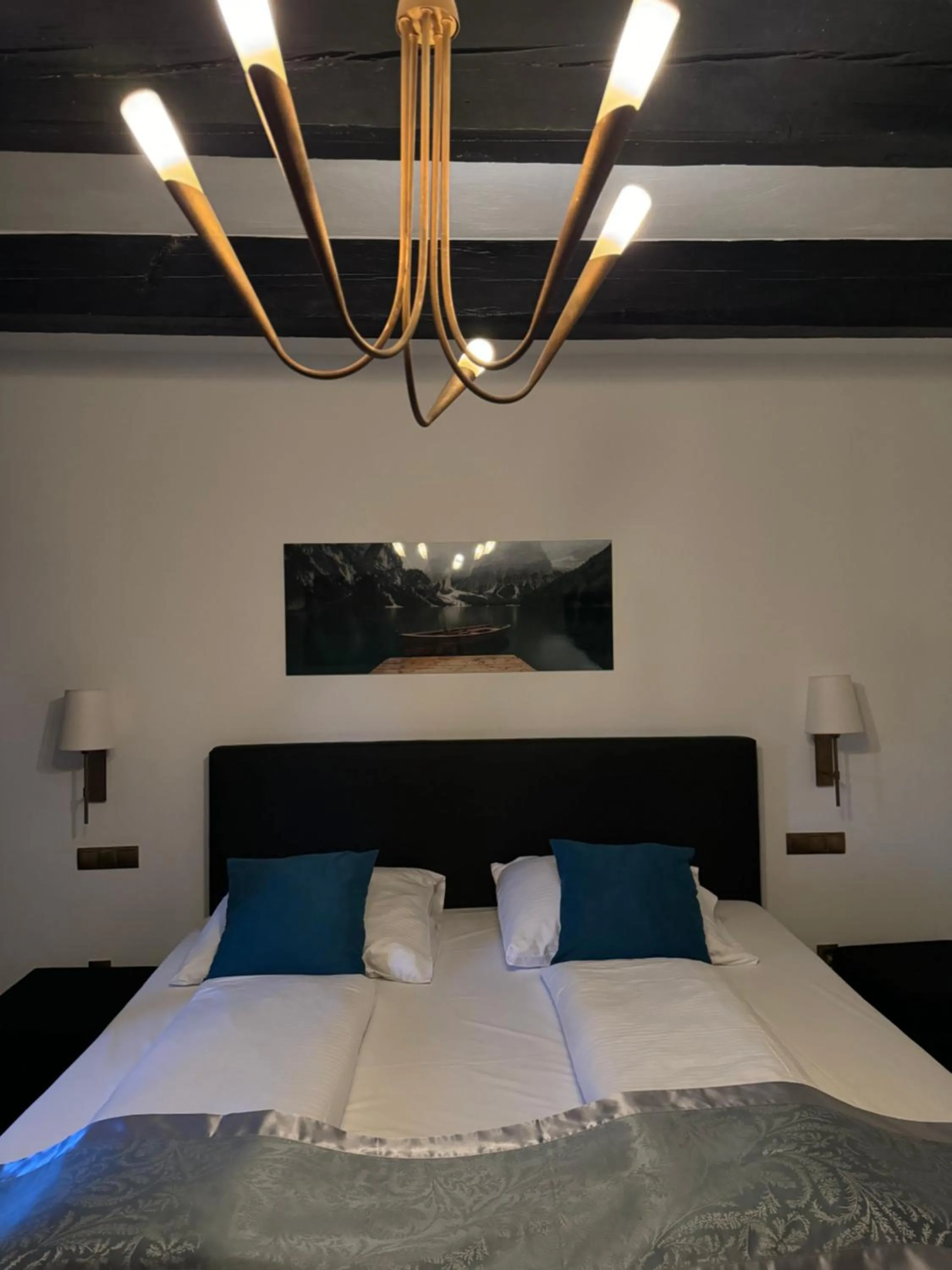 Photo of the whole room, Bed in Hotel Biedermeier