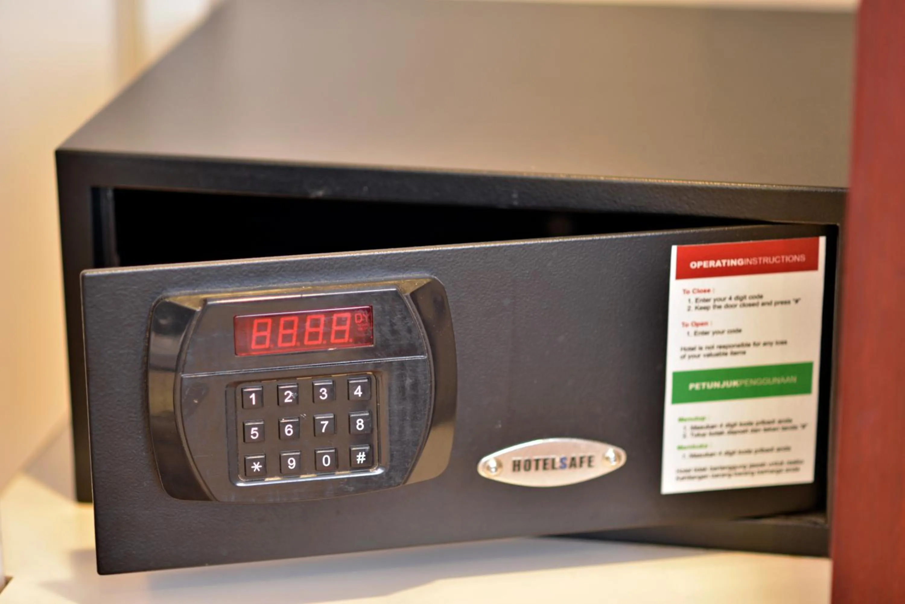 safe in Gino Feruci Kebon Jati by KAGUM Hotels