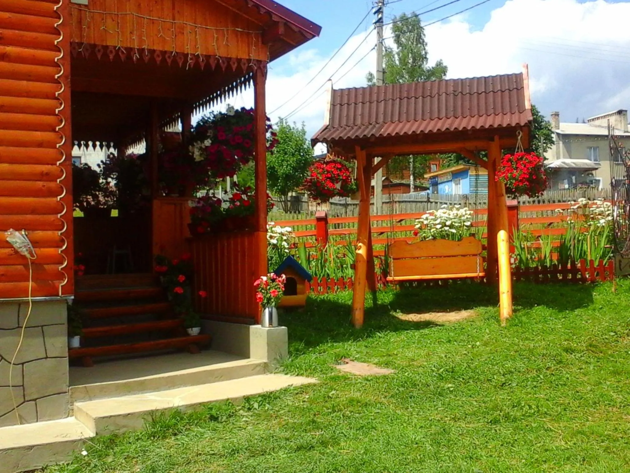 Romashka Guest House