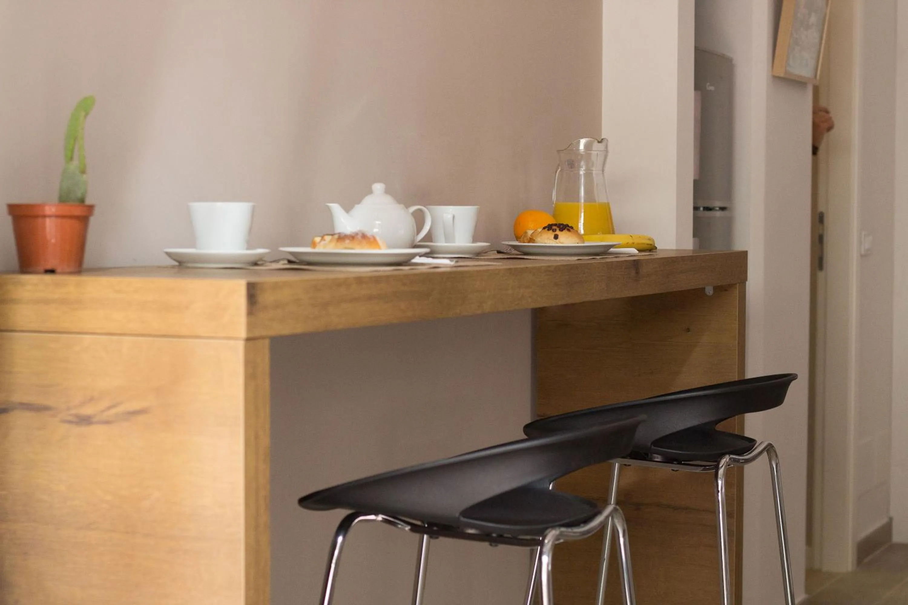 Communal lounge/ TV room in Bagnasco 18 suite&terrace