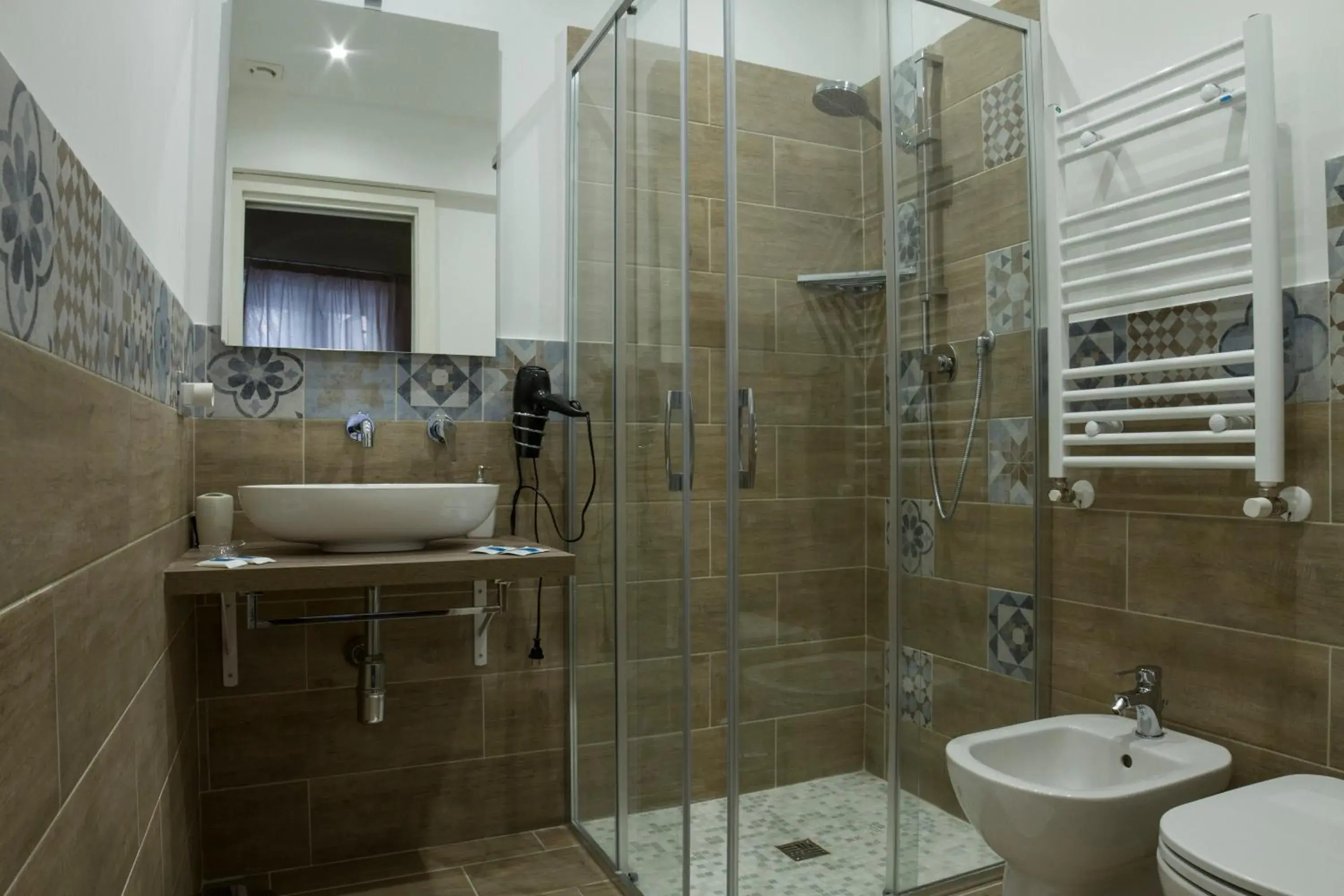 Double or Twin Room with Private Bathroom - single occupancy in Bagnasco 18 suite&terrace Double or Twin Room with Private Bathroom - single occupancy in Bagnasco 18 suite&terrace