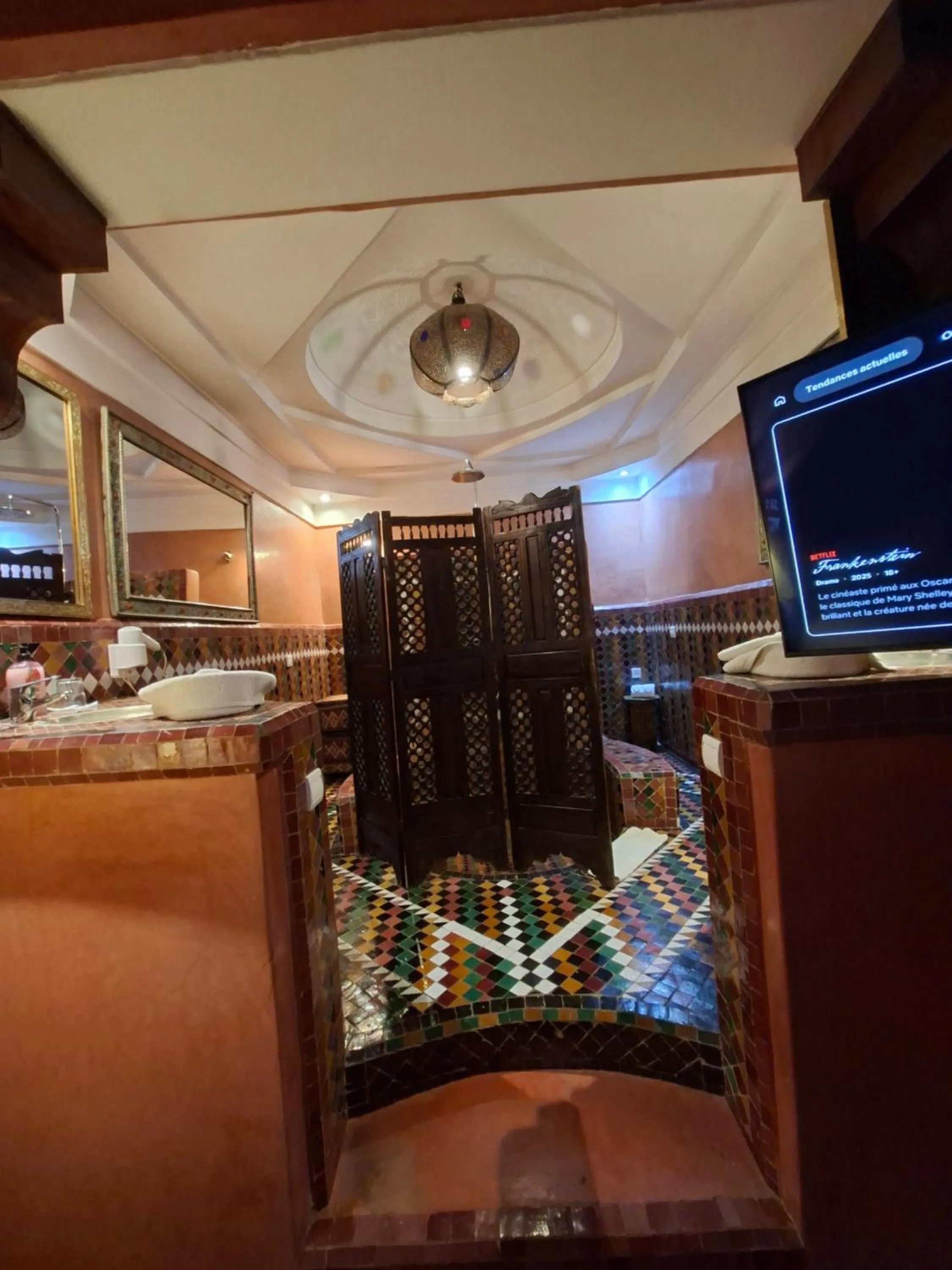 TV and multimedia in Riad Moullaoud