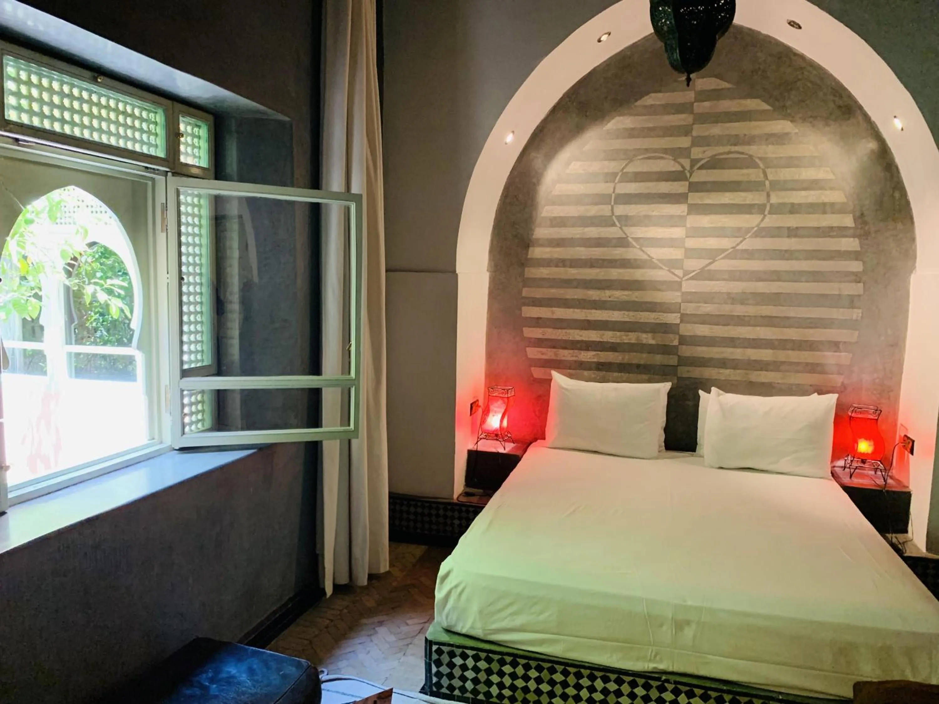 Photo of the whole room, Bed in Riad Moullaoud