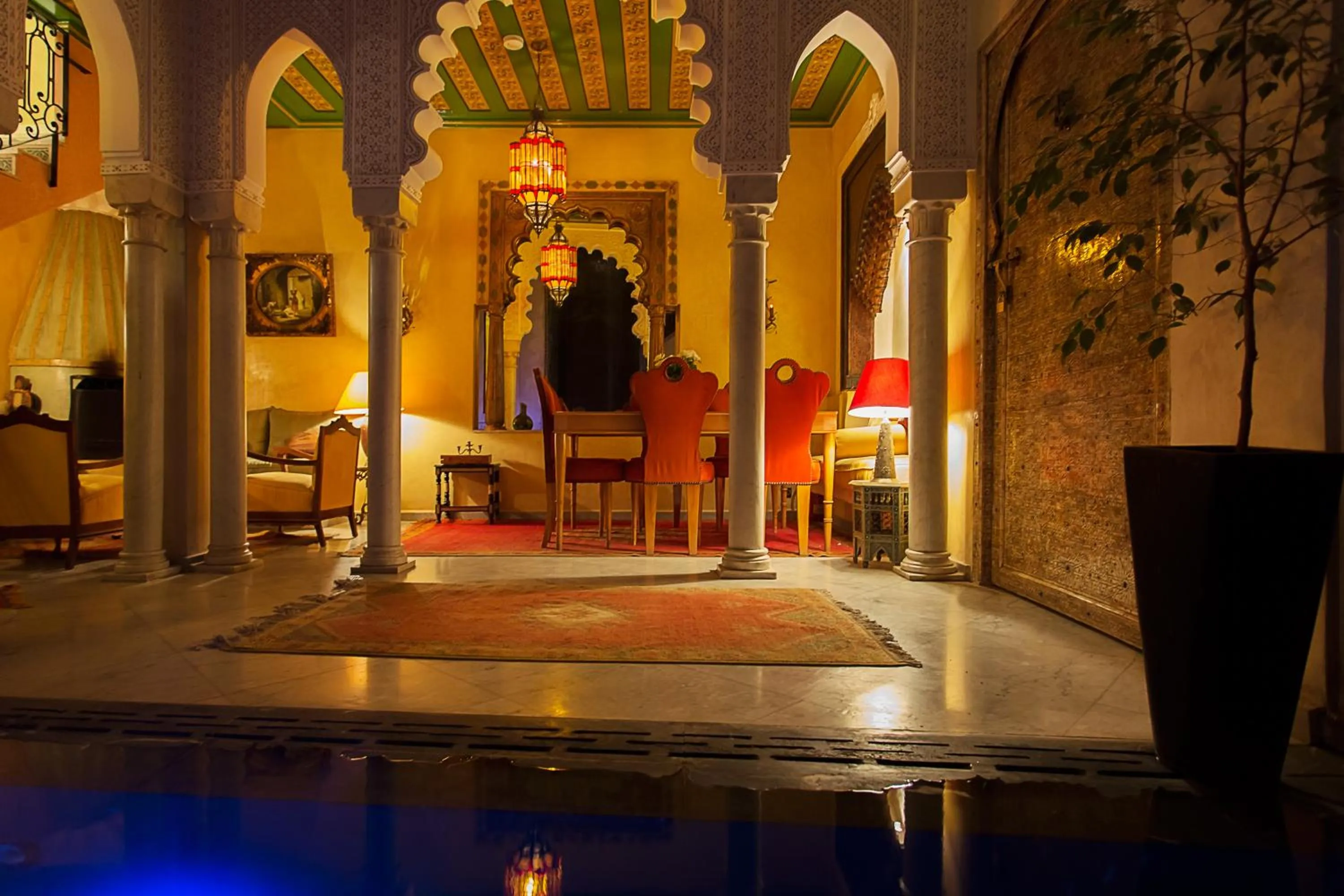 Dining area in Riad Moullaoud