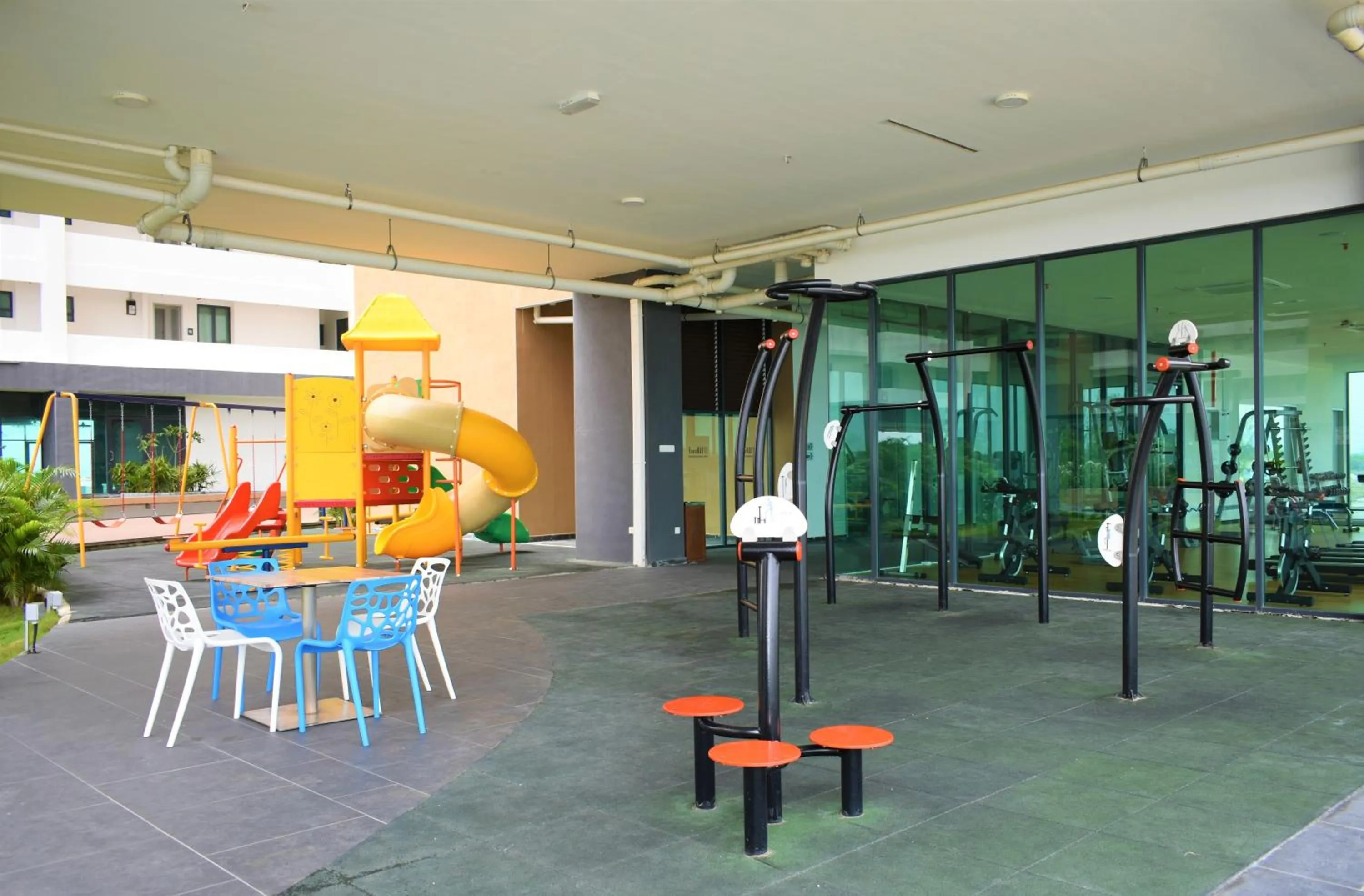 Fitness centre/facilities in D'Wharf Hotel & Serviced Residence