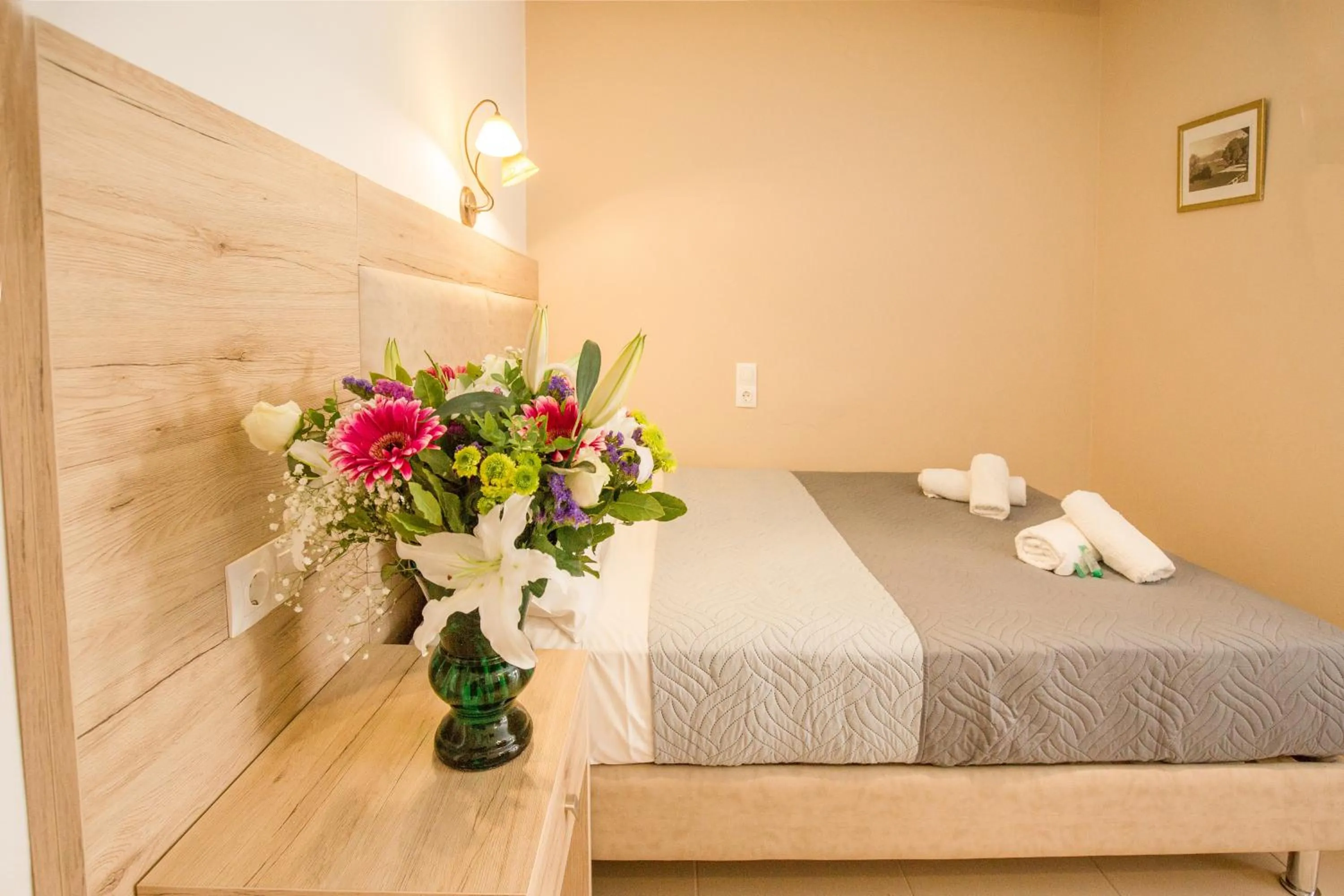 Bed in Mastorakis Hotel and Studios