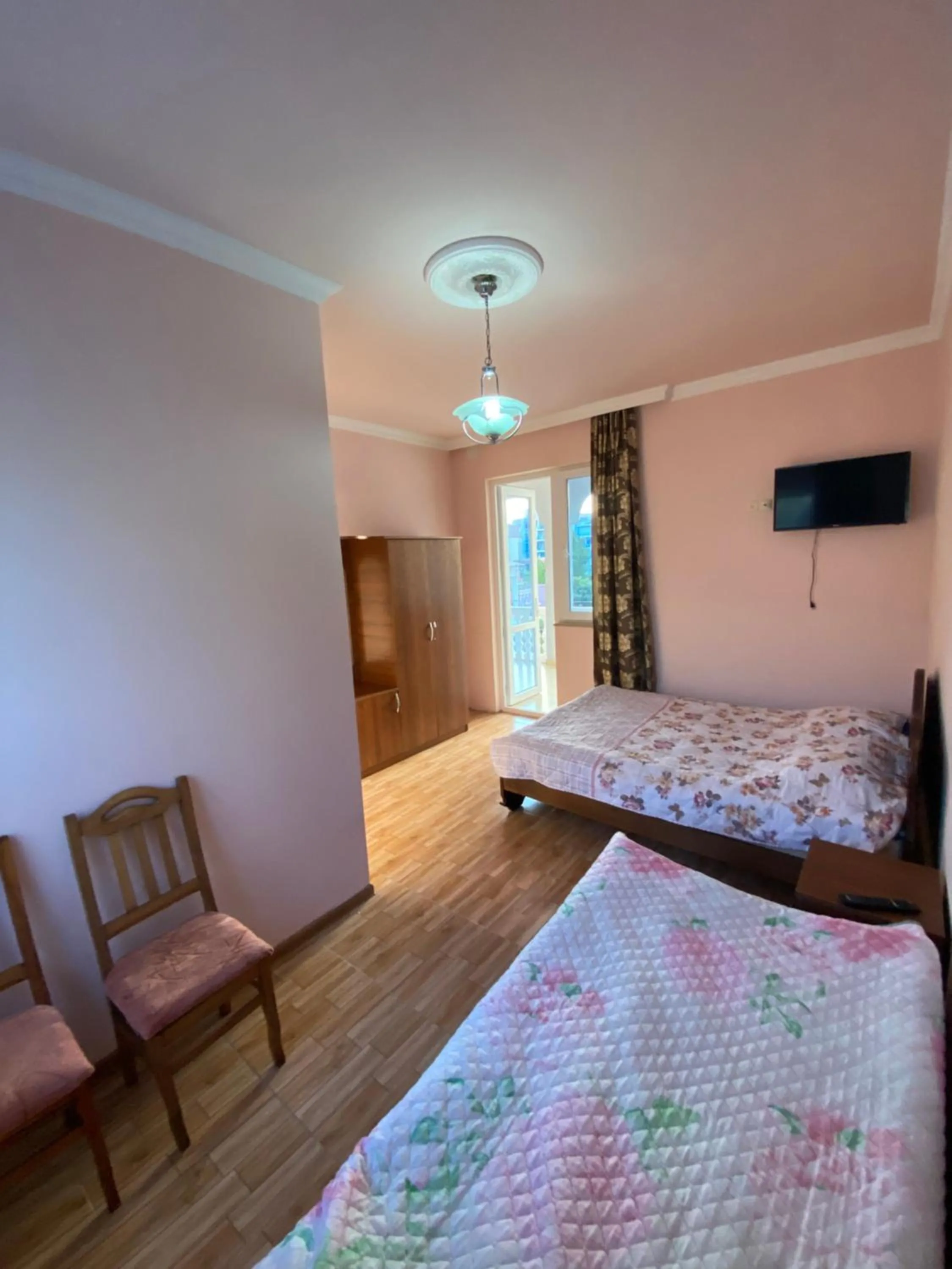 Triple Room with Balcony in Beliy Dom