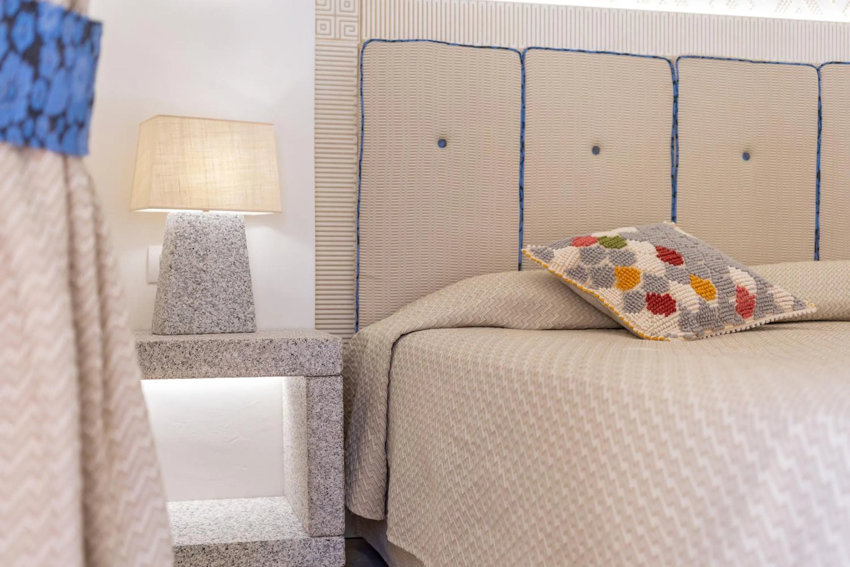 Bed in Corte Bianca - Adults Only & SPA - Bovis Hotels