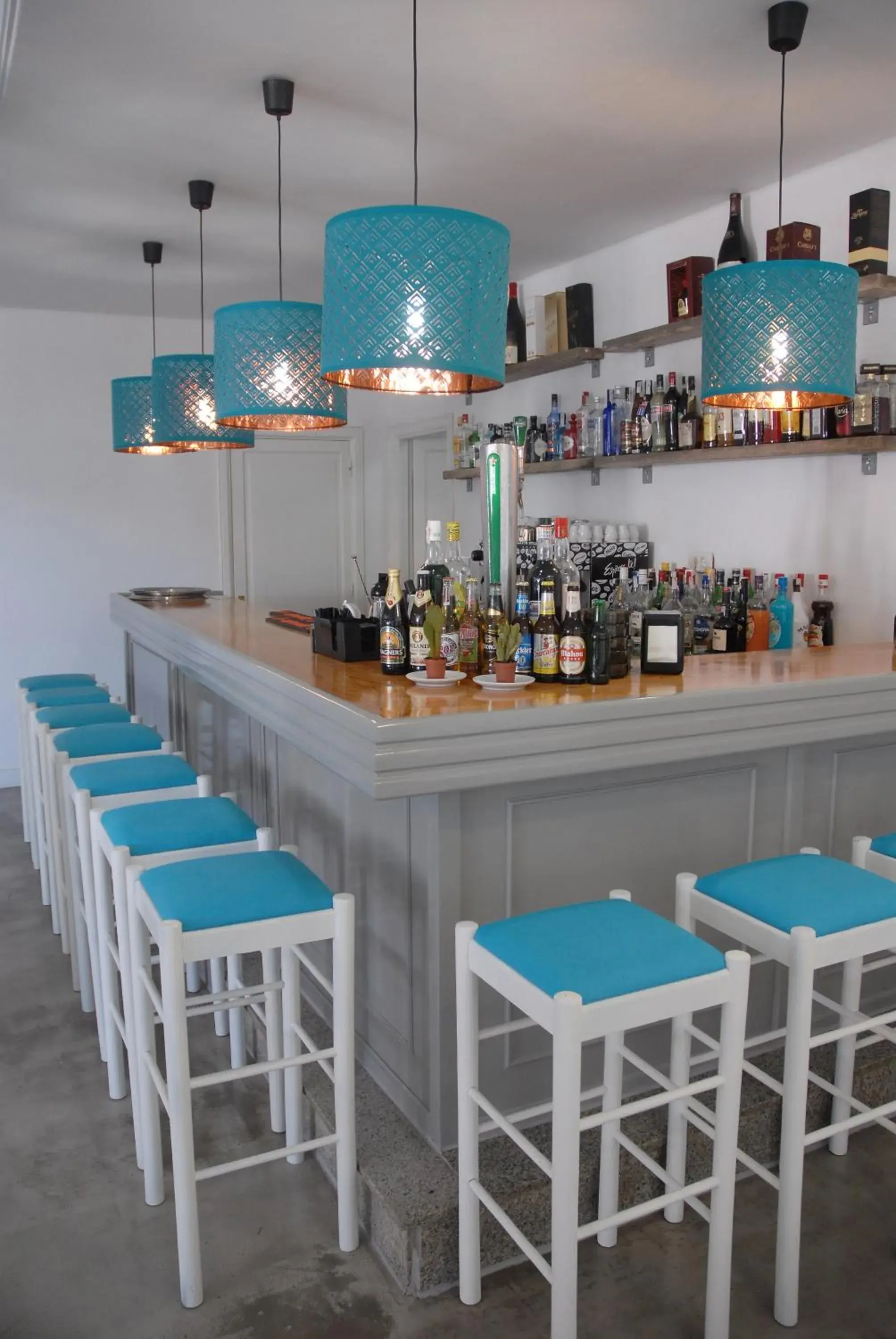Lounge or bar in Neptuno Suites - Adults Only Lounge or bar in Neptuno Suites - Adults Only