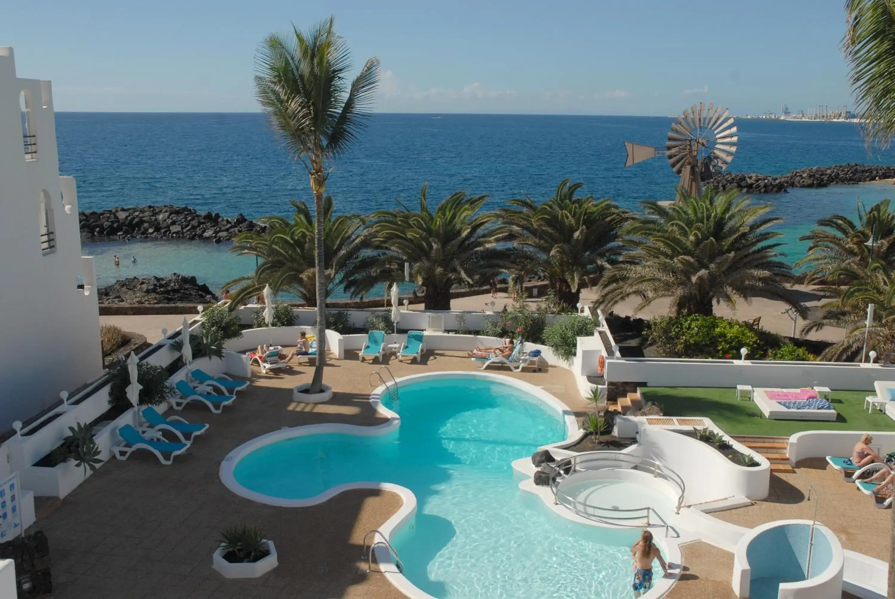Sea view in Neptuno Suites - Adults Only Sea view in Neptuno Suites - Adults Only