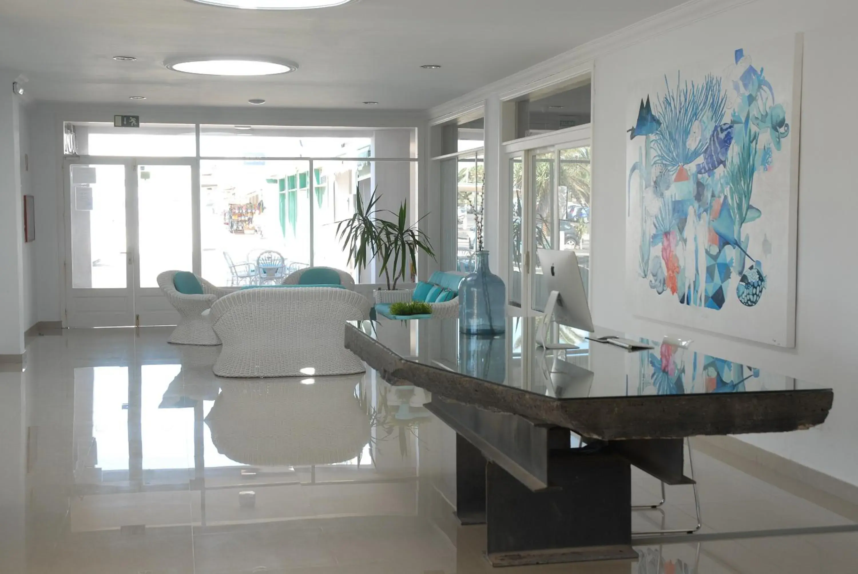 Lobby or reception in Neptuno Suites - Adults Only Lobby or reception in Neptuno Suites - Adults Only