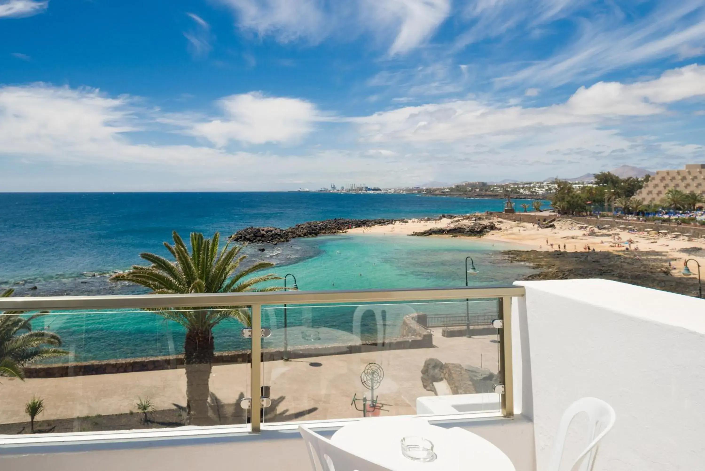Sea view in Neptuno Suites - Adults Only Sea view in Neptuno Suites - Adults Only