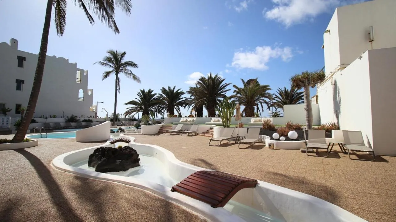 Solarium in Neptuno Suites - Adults Only