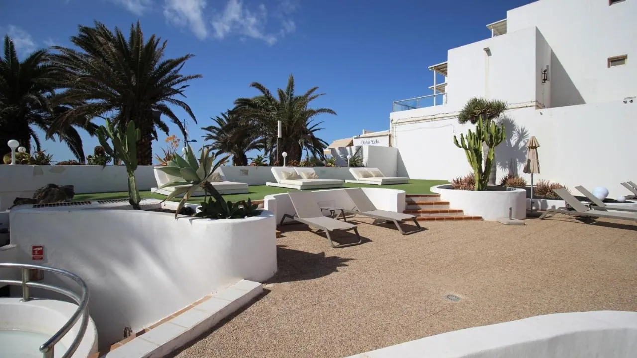 Solarium in Neptuno Suites - Adults Only