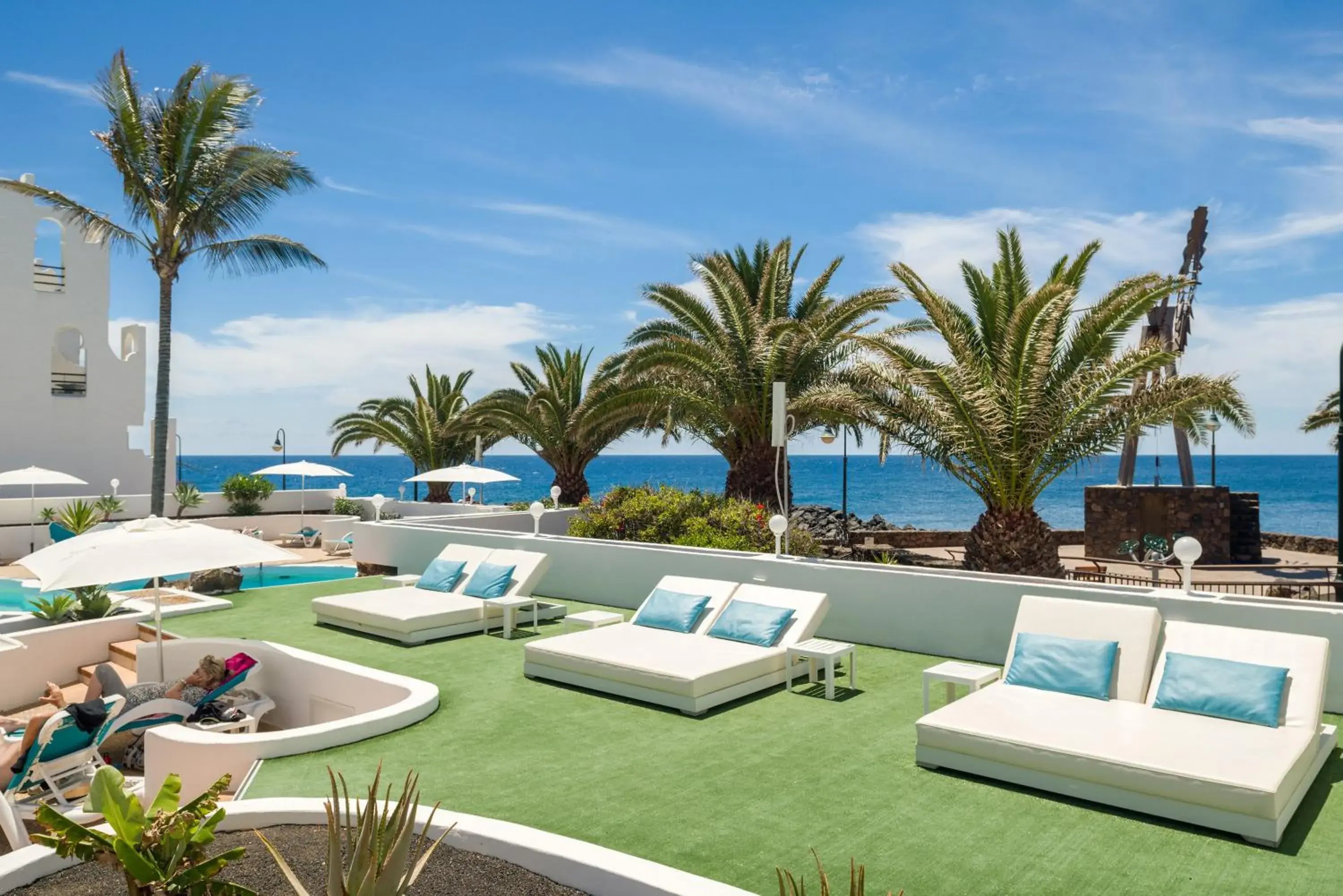 Swimming pool in Neptuno Suites - Adults Only Swimming pool in Neptuno Suites - Adults Only