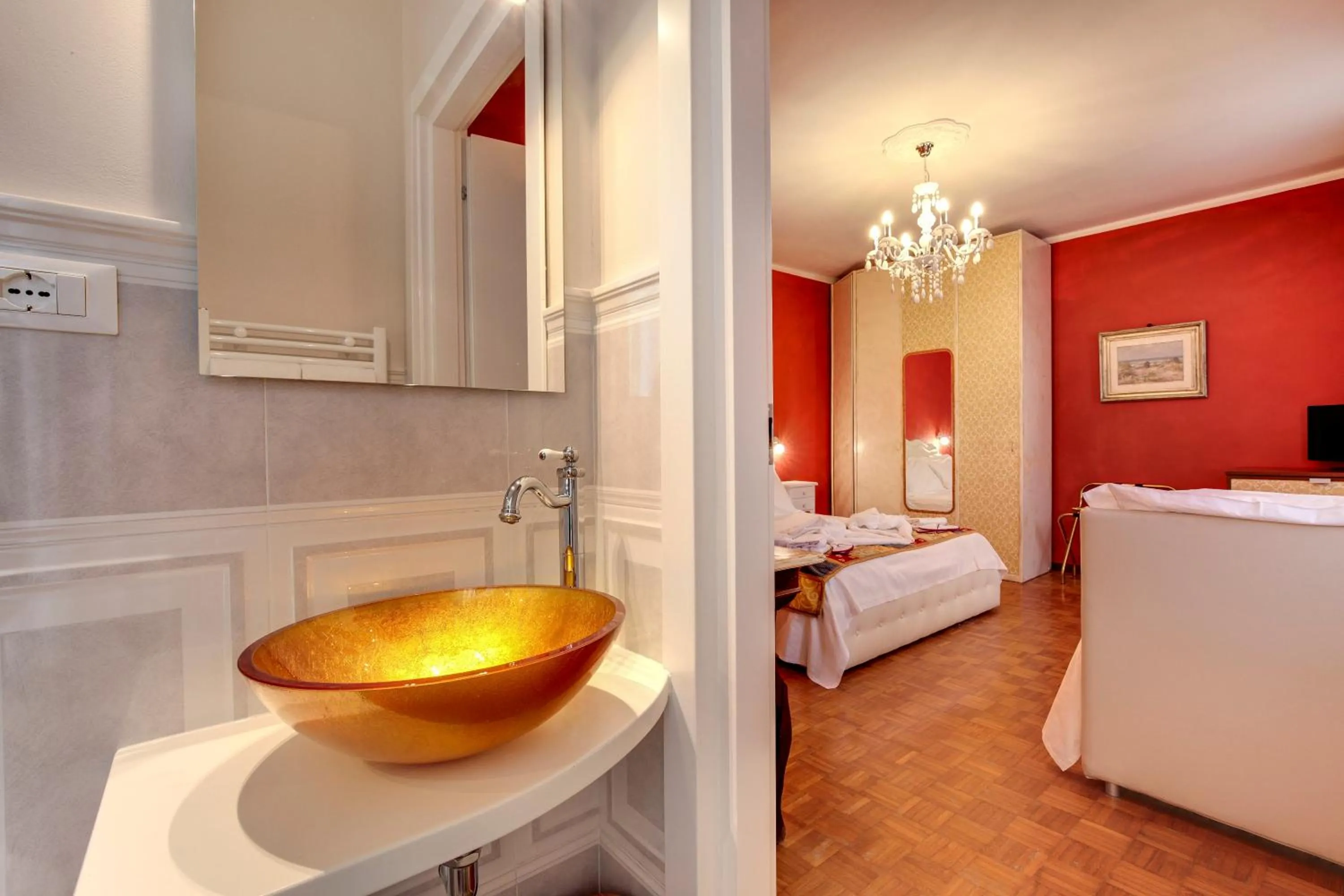 Bathroom, Bed in Ca' Riza
