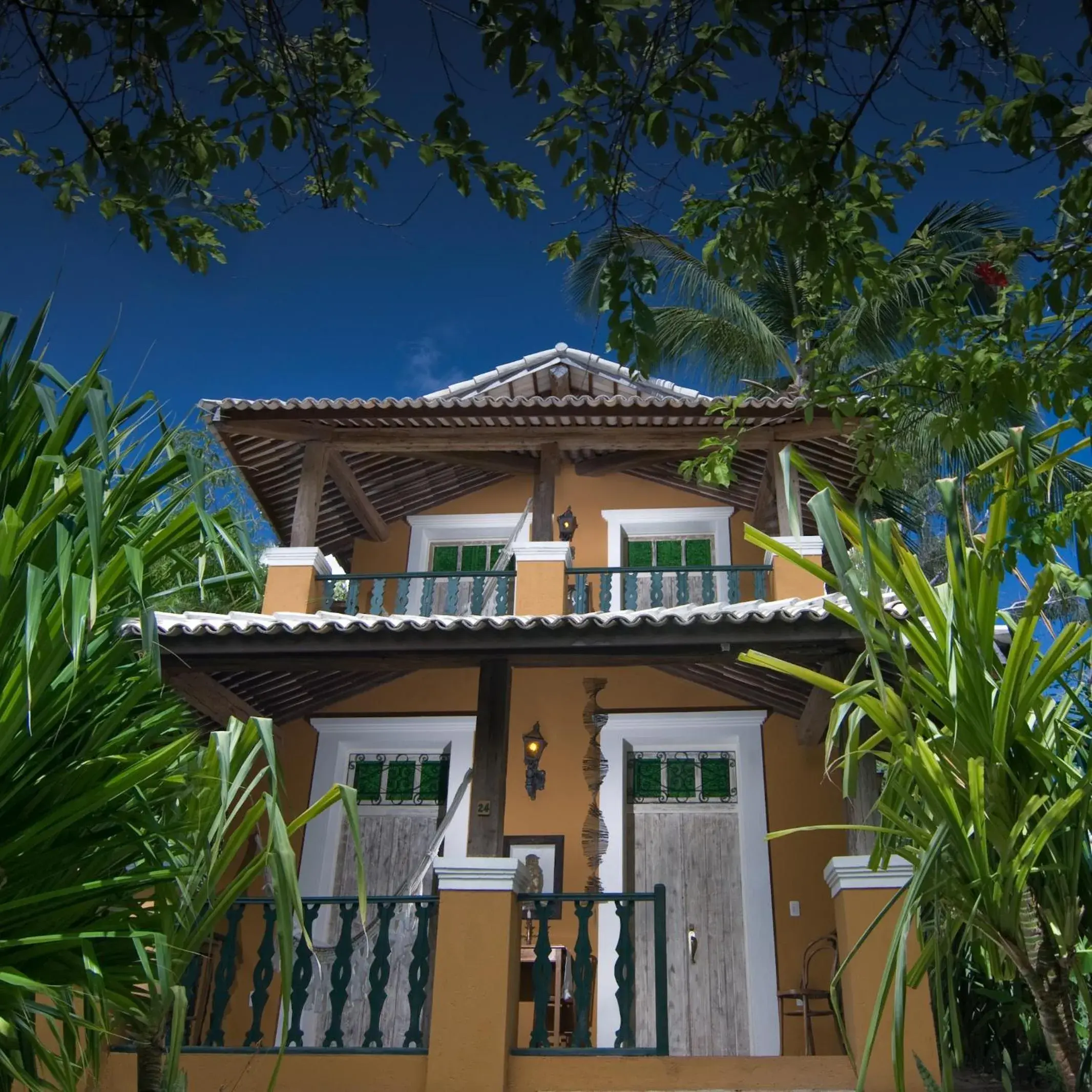 Facade/entrance in Toca da Coruja Facade/entrance in Toca da Coruja